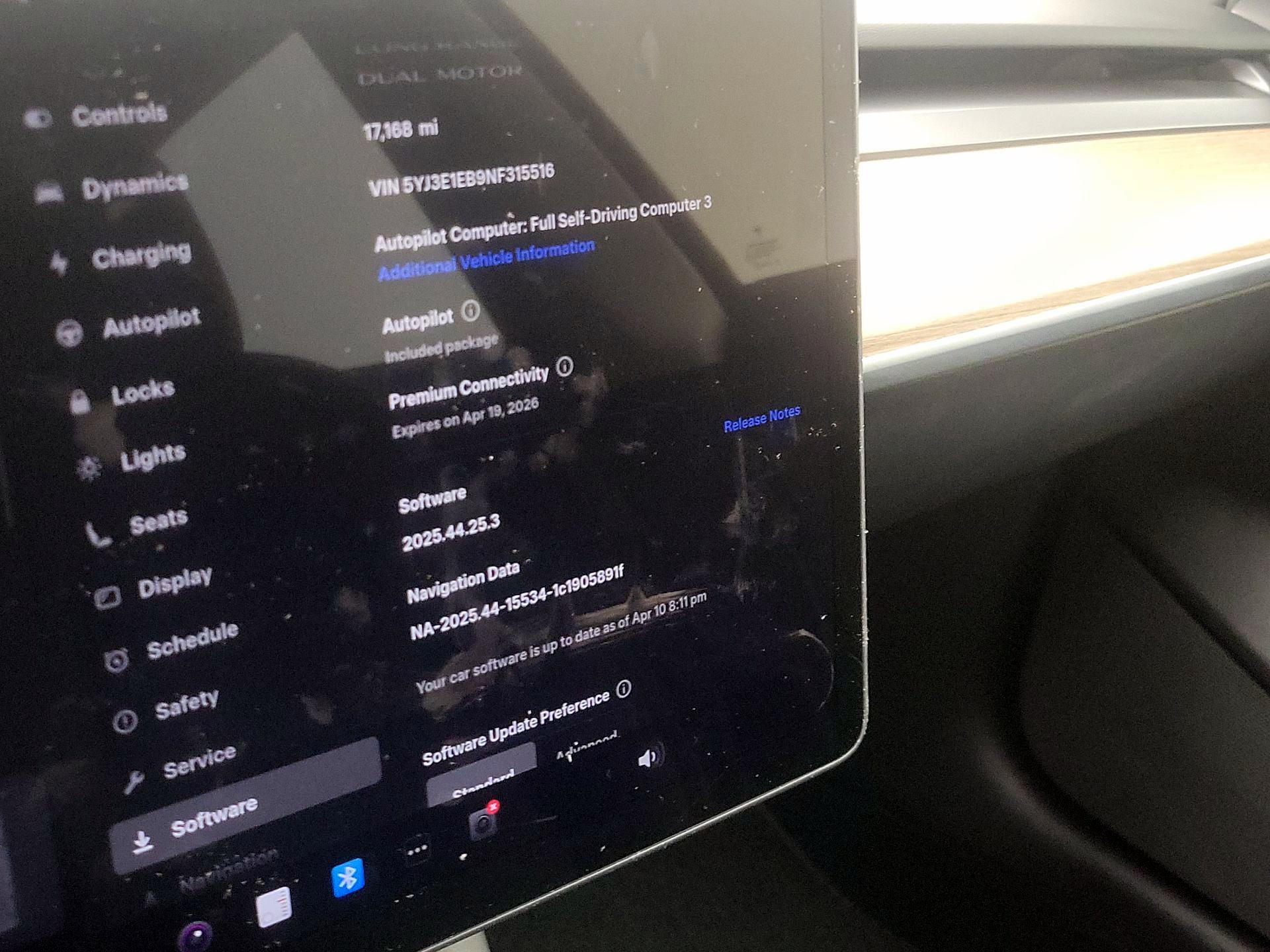 Thumbnail: 2022 Tesla Model 3 - 13