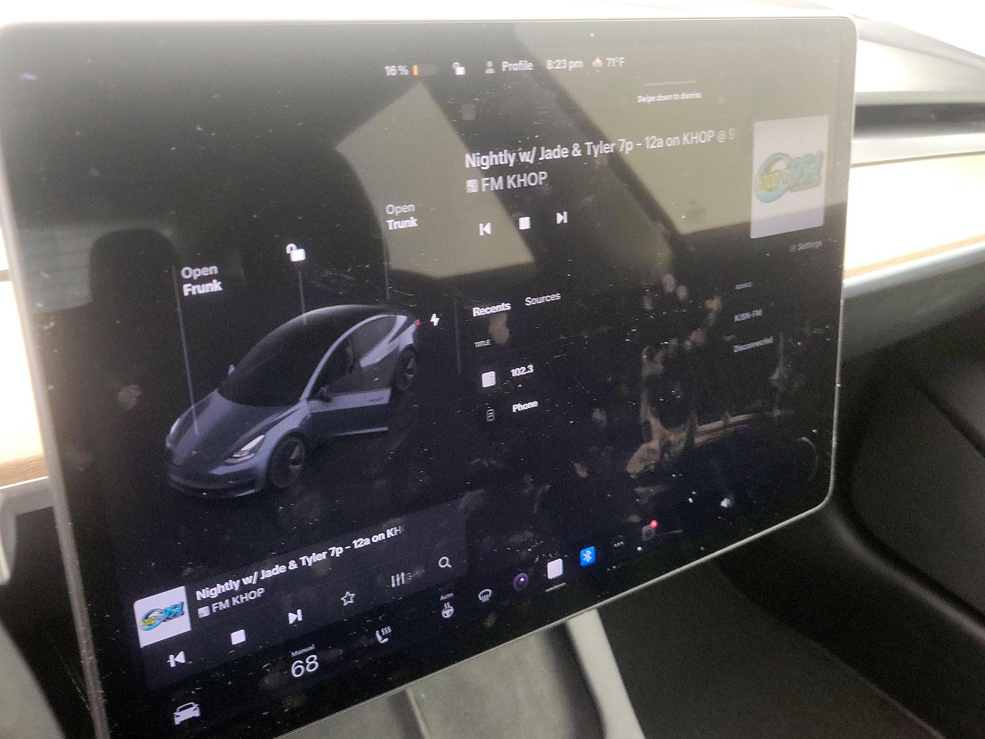 Thumbnail: 2022 Tesla Model 3 - 15