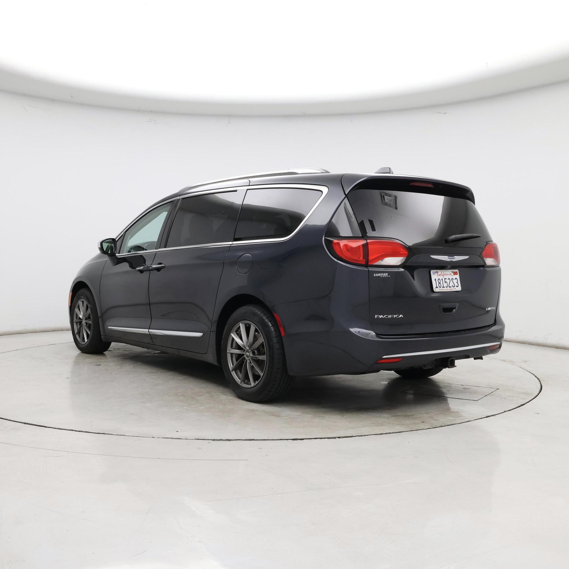 Thumbnail: 2019 Chrysler Pacifica - 2