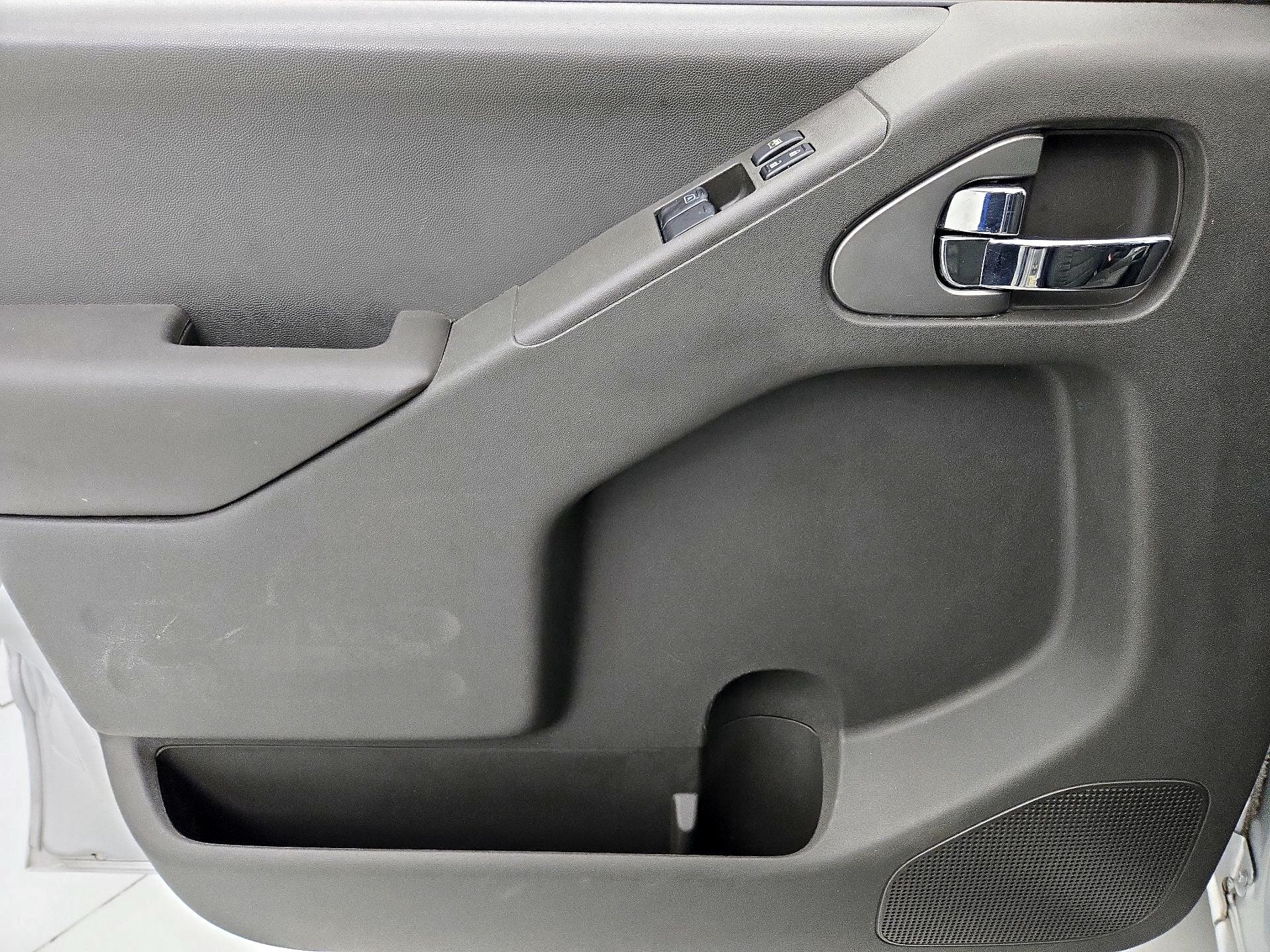 Thumbnail: 2019 Nissan Frontier - 12