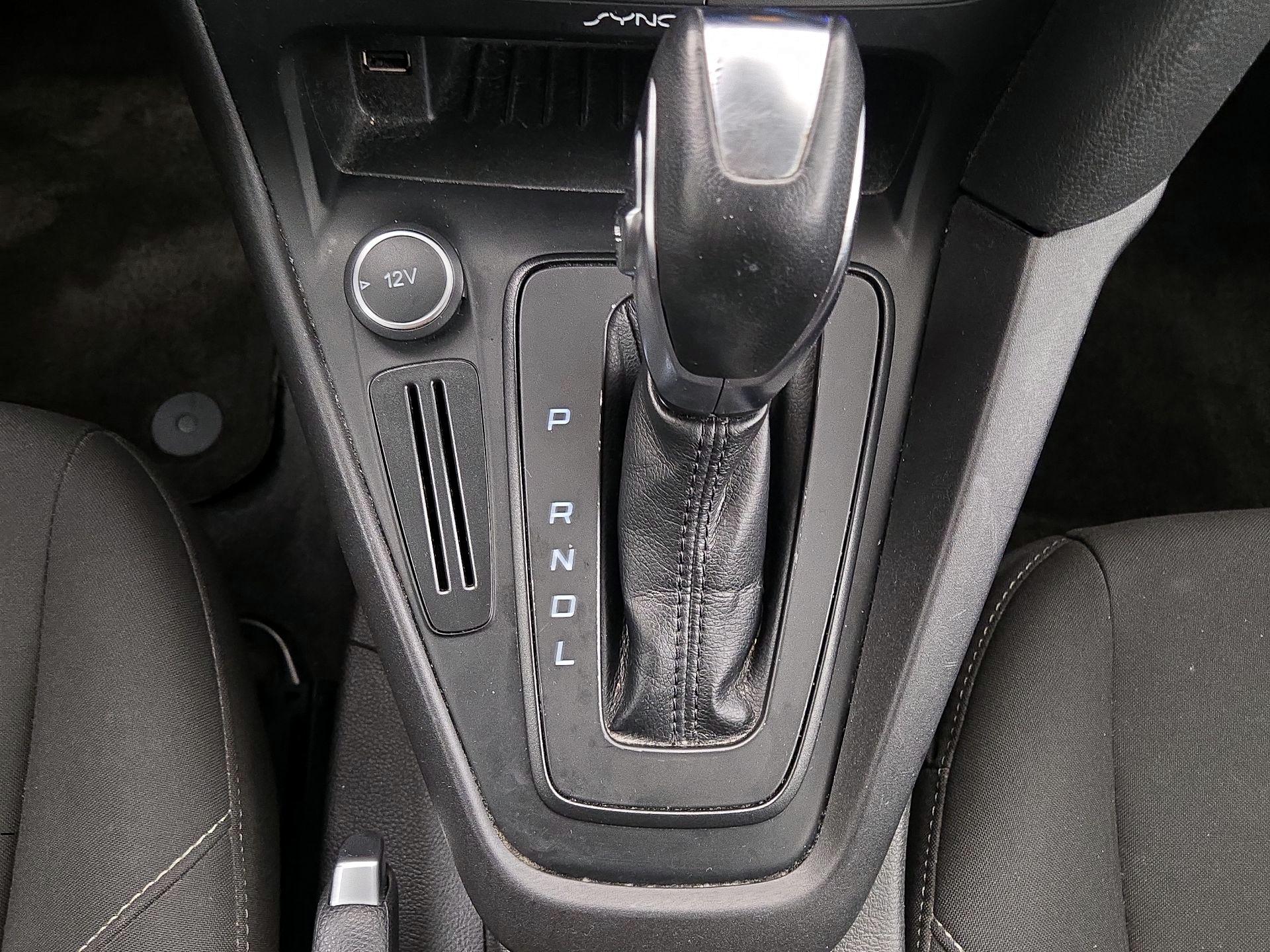 Thumbnail: 2016 Ford Focus - 17