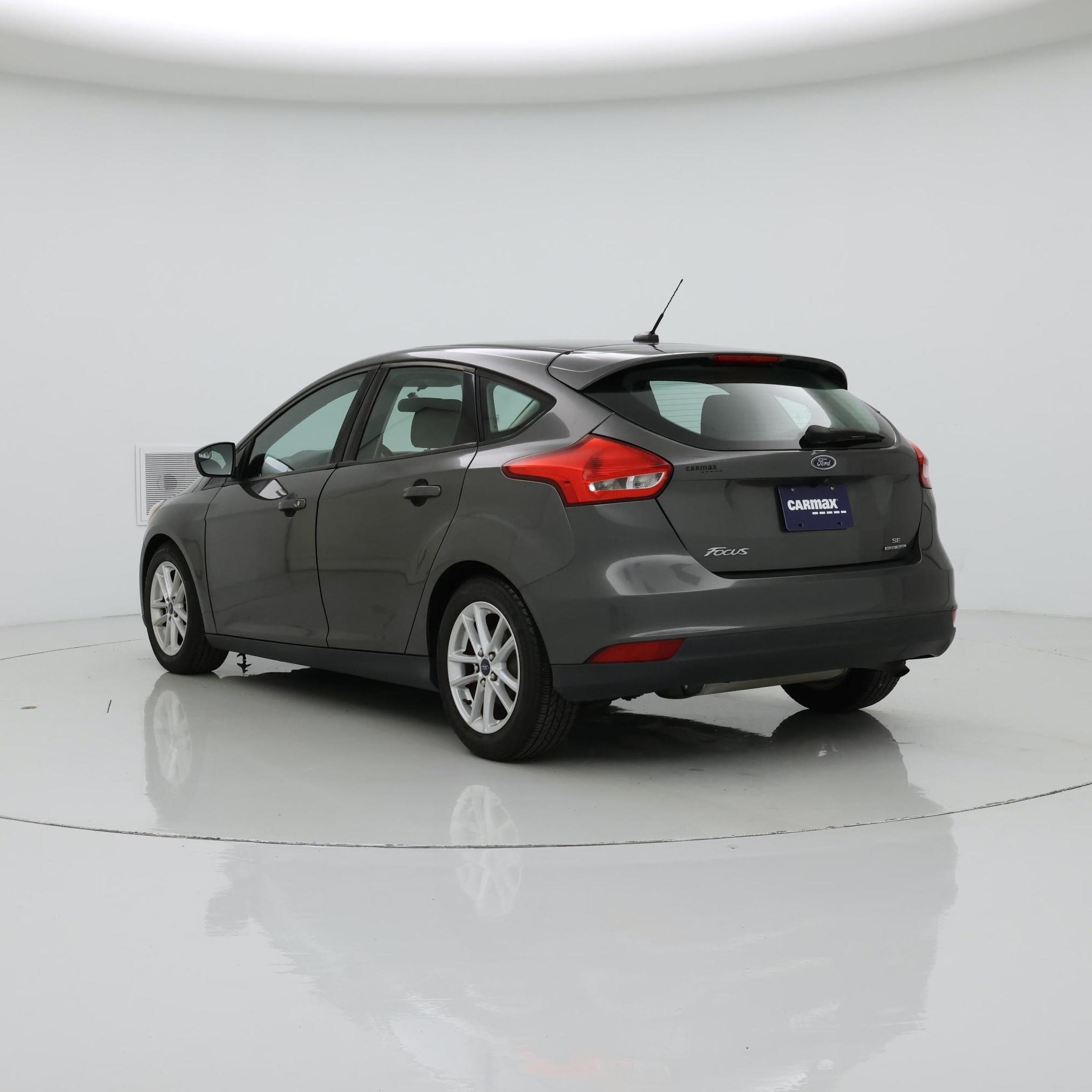 Thumbnail: 2016 Ford Focus - 2