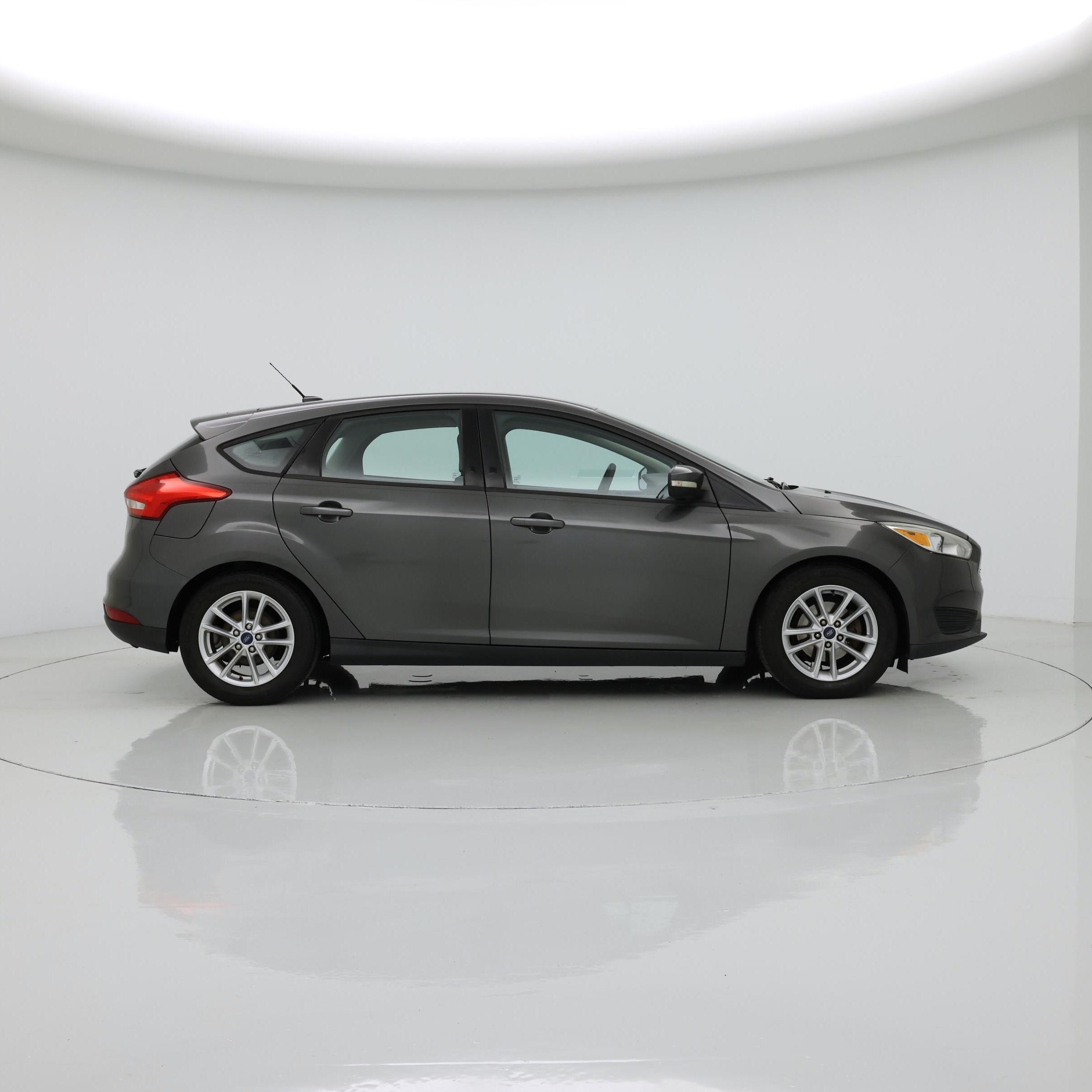 Thumbnail: 2016 Ford Focus - 7