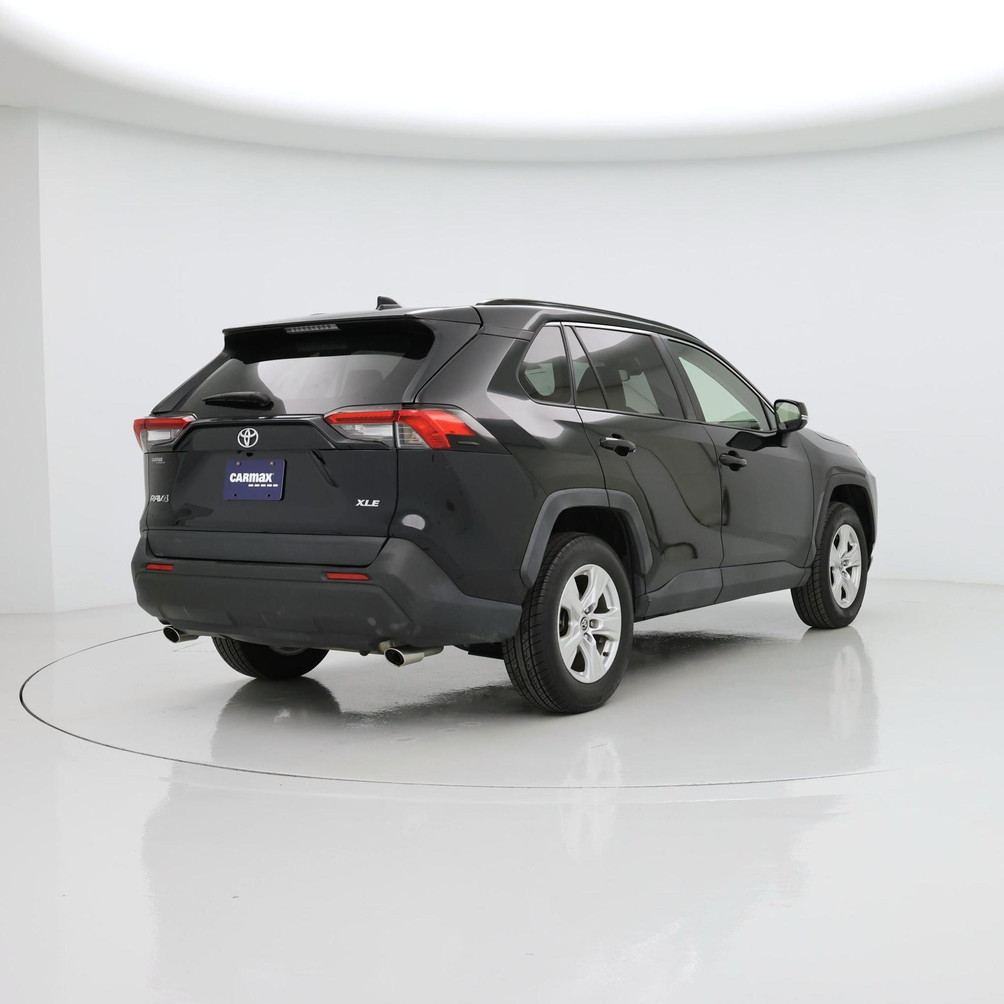 Thumbnail: 2020 Toyota RAV4 - 8