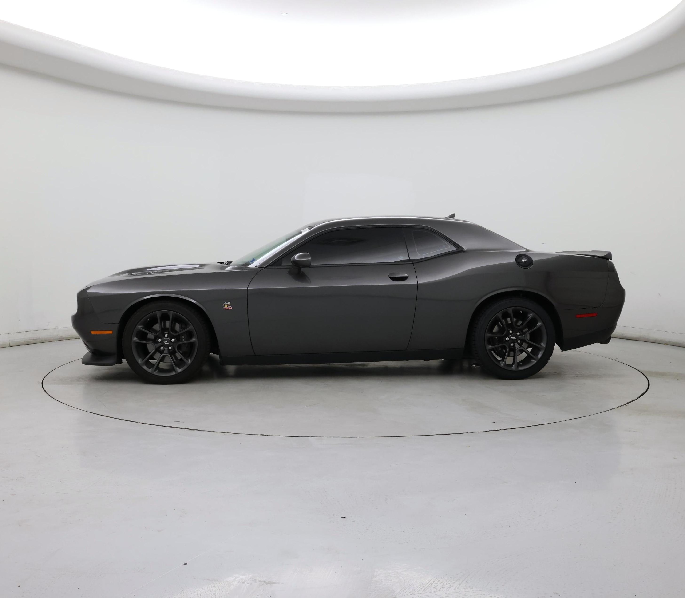 Thumbnail: 2021 Dodge Challenger - 3