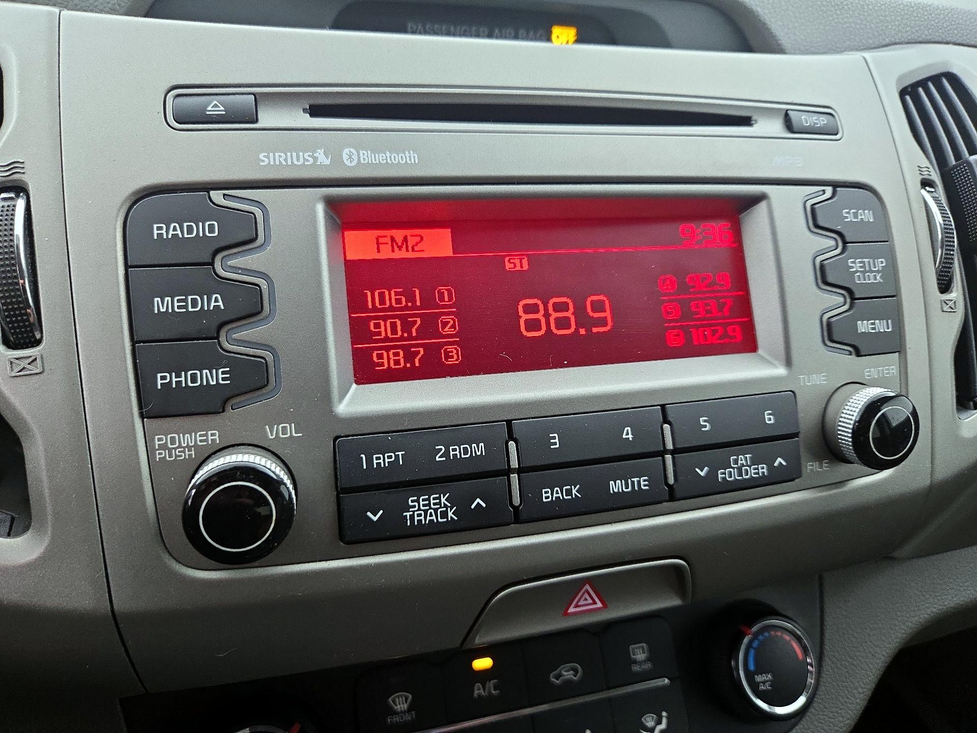 Thumbnail: 2015 Kia Sportage - 14