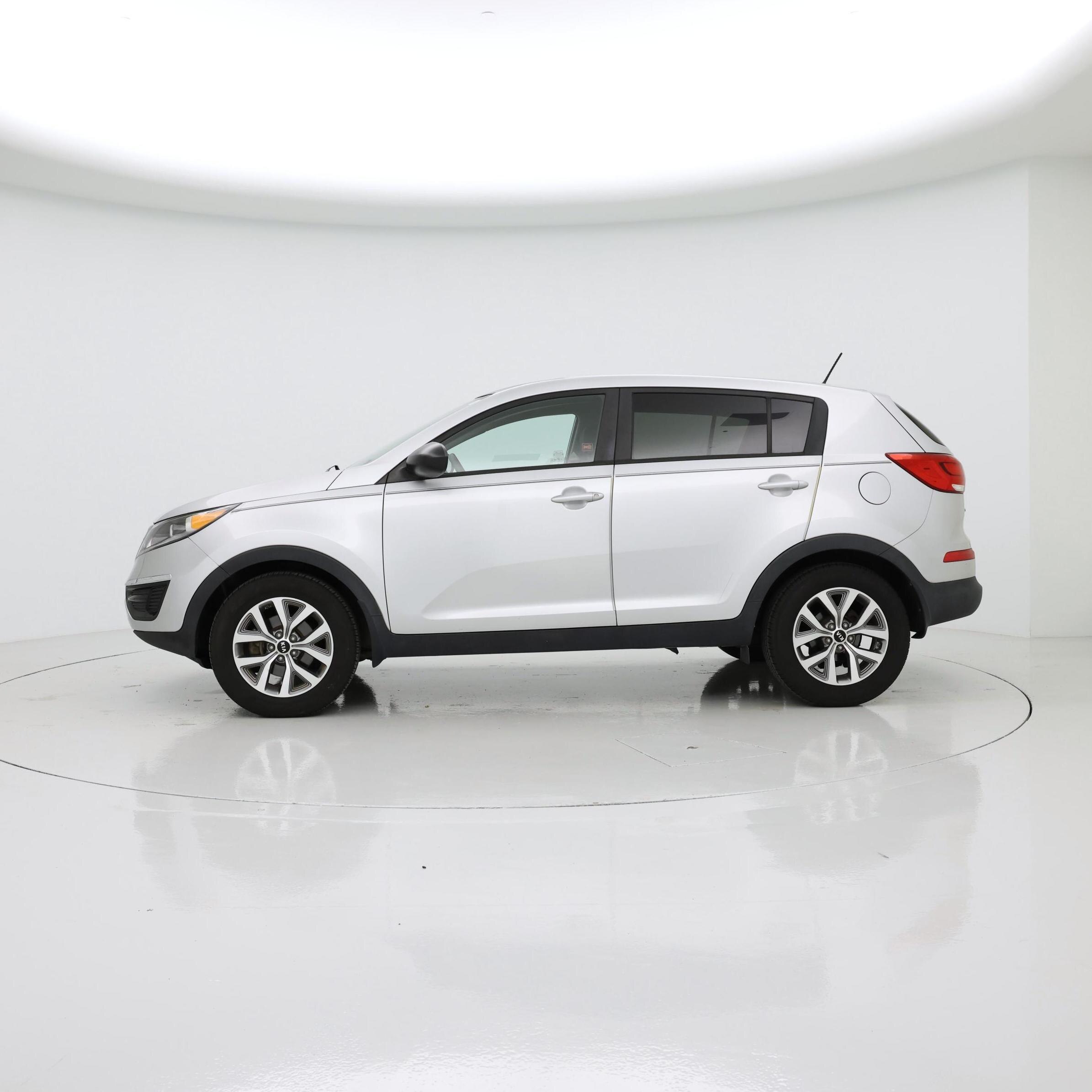 Thumbnail: 2015 Kia Sportage - 3