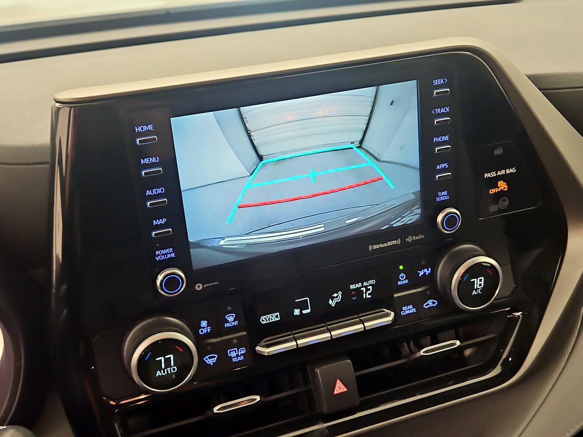 Thumbnail: 2020 Toyota Highlander - 14