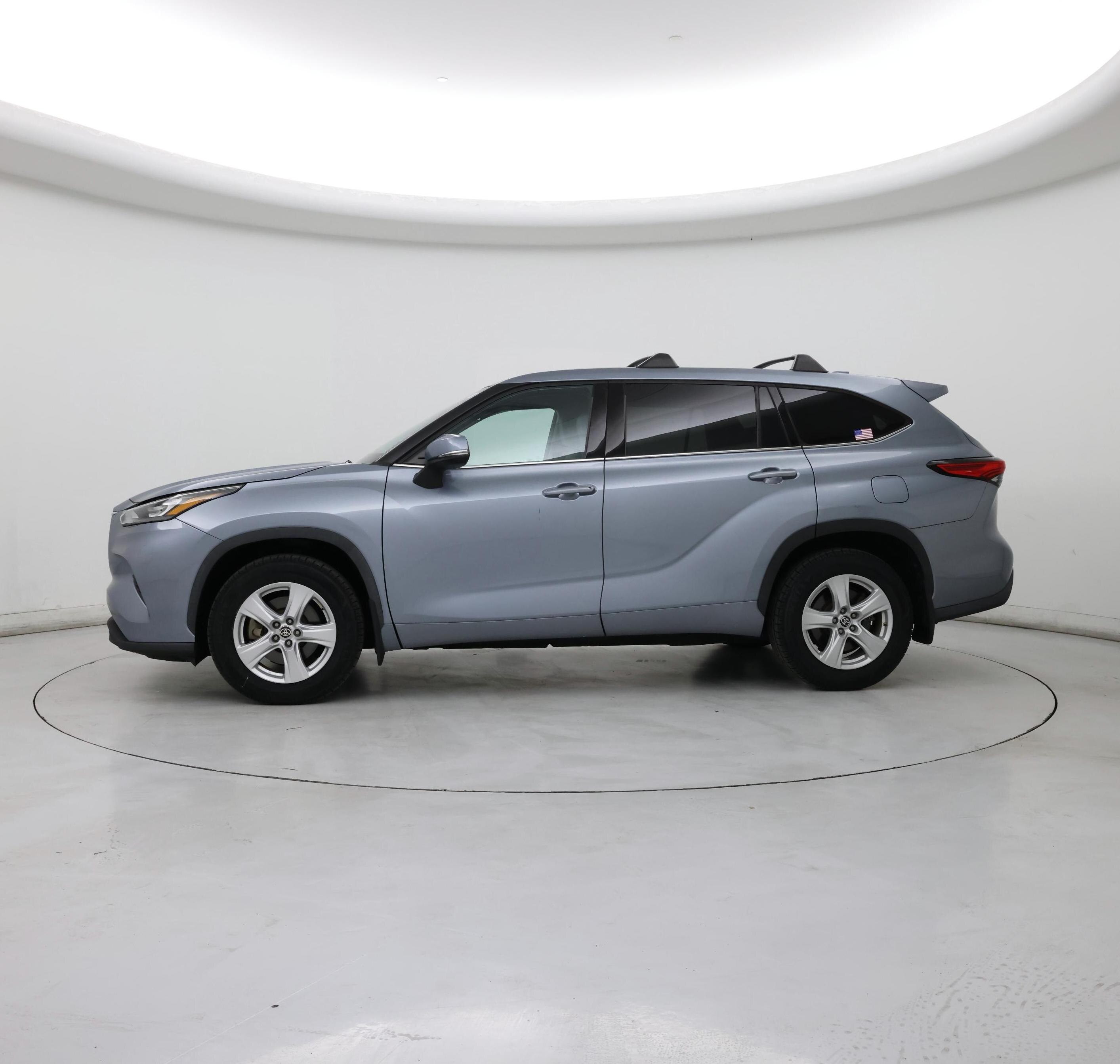 Thumbnail: 2020 Toyota Highlander - 3