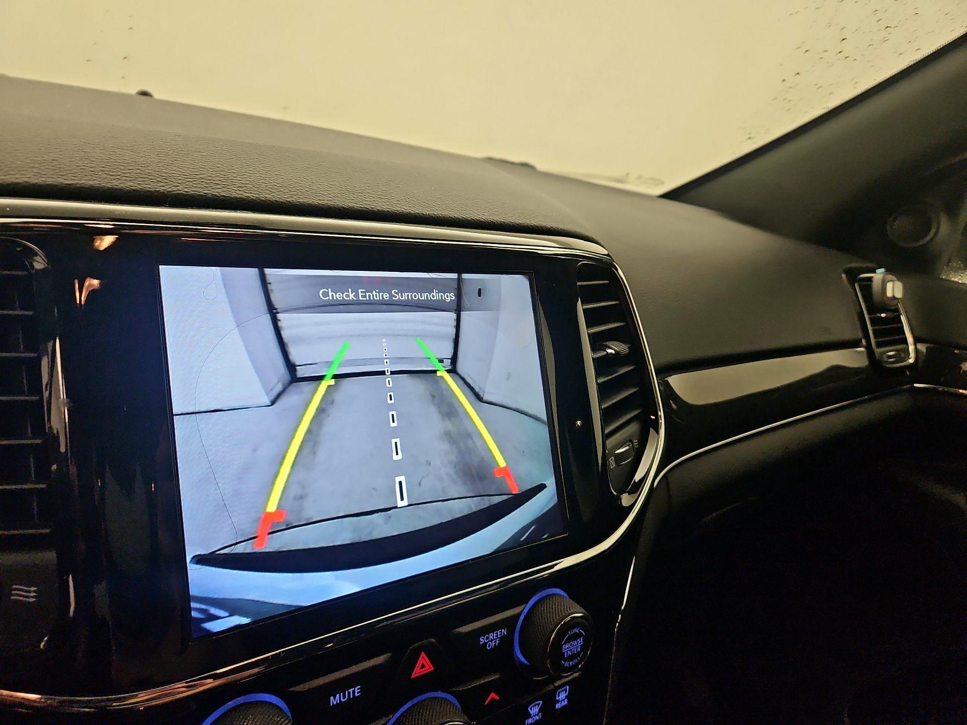 Thumbnail: 2020 Jeep Grand Cherokee - 15