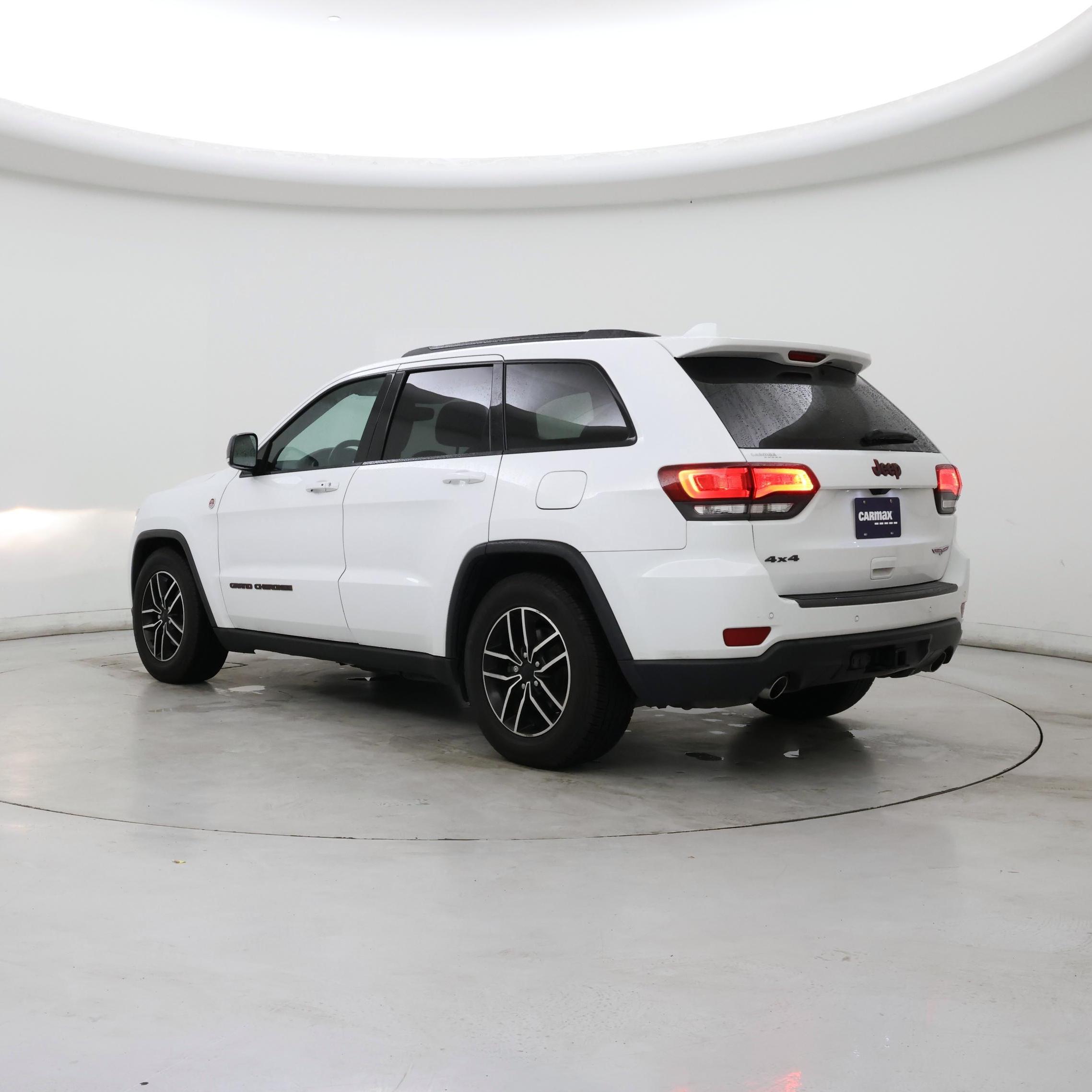 Thumbnail: 2020 Jeep Grand Cherokee - 2