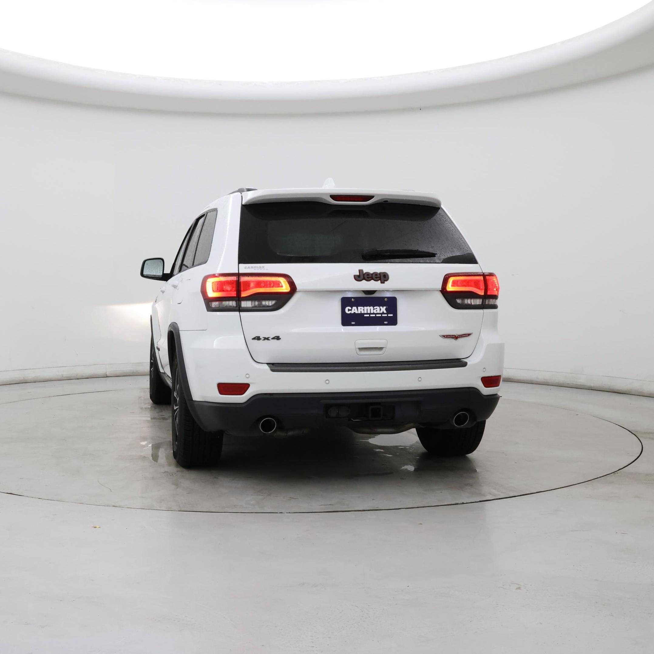 Thumbnail: 2020 Jeep Grand Cherokee - 6