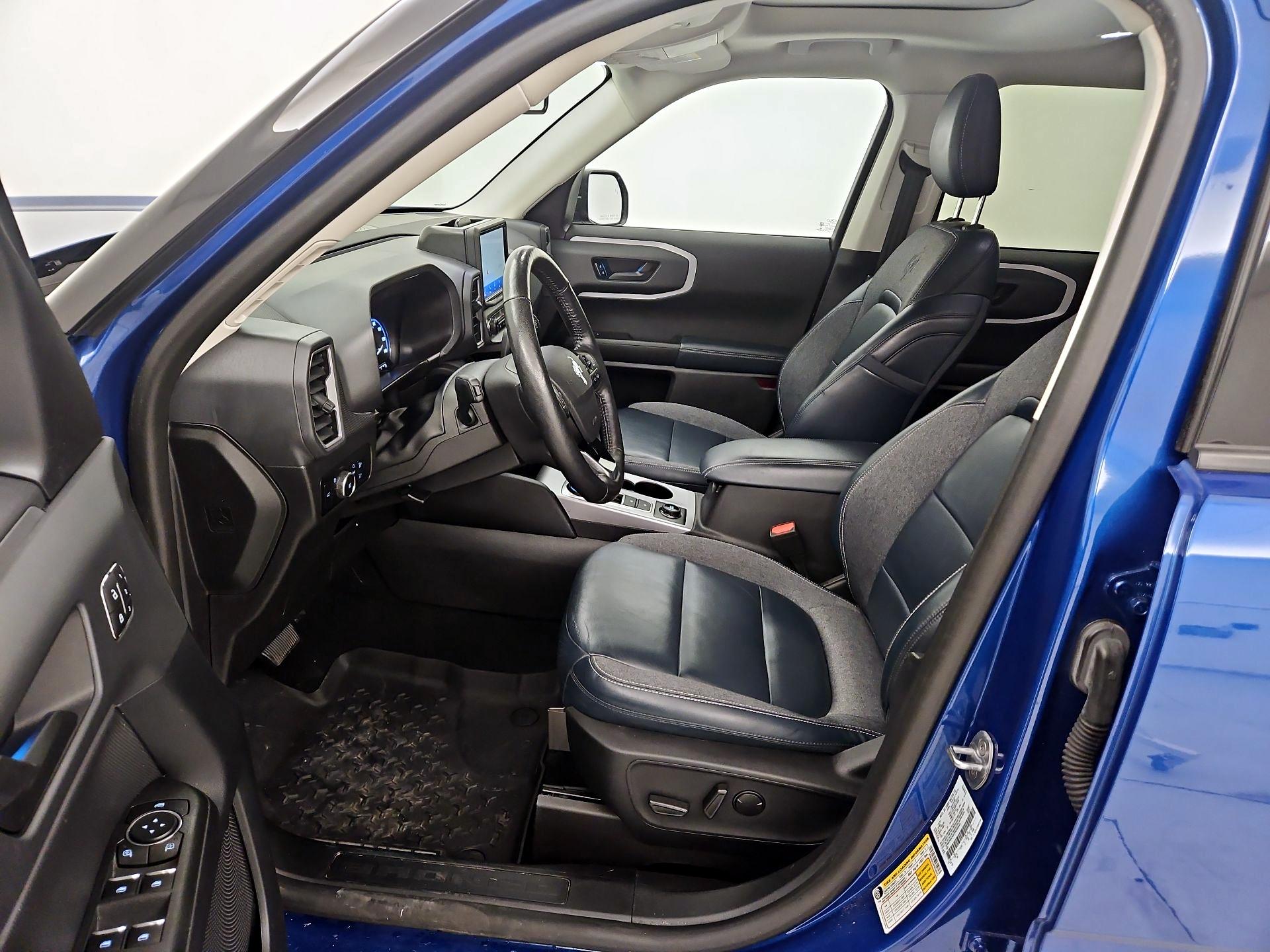 Thumbnail: 2023 Ford Bronco Sport - 11