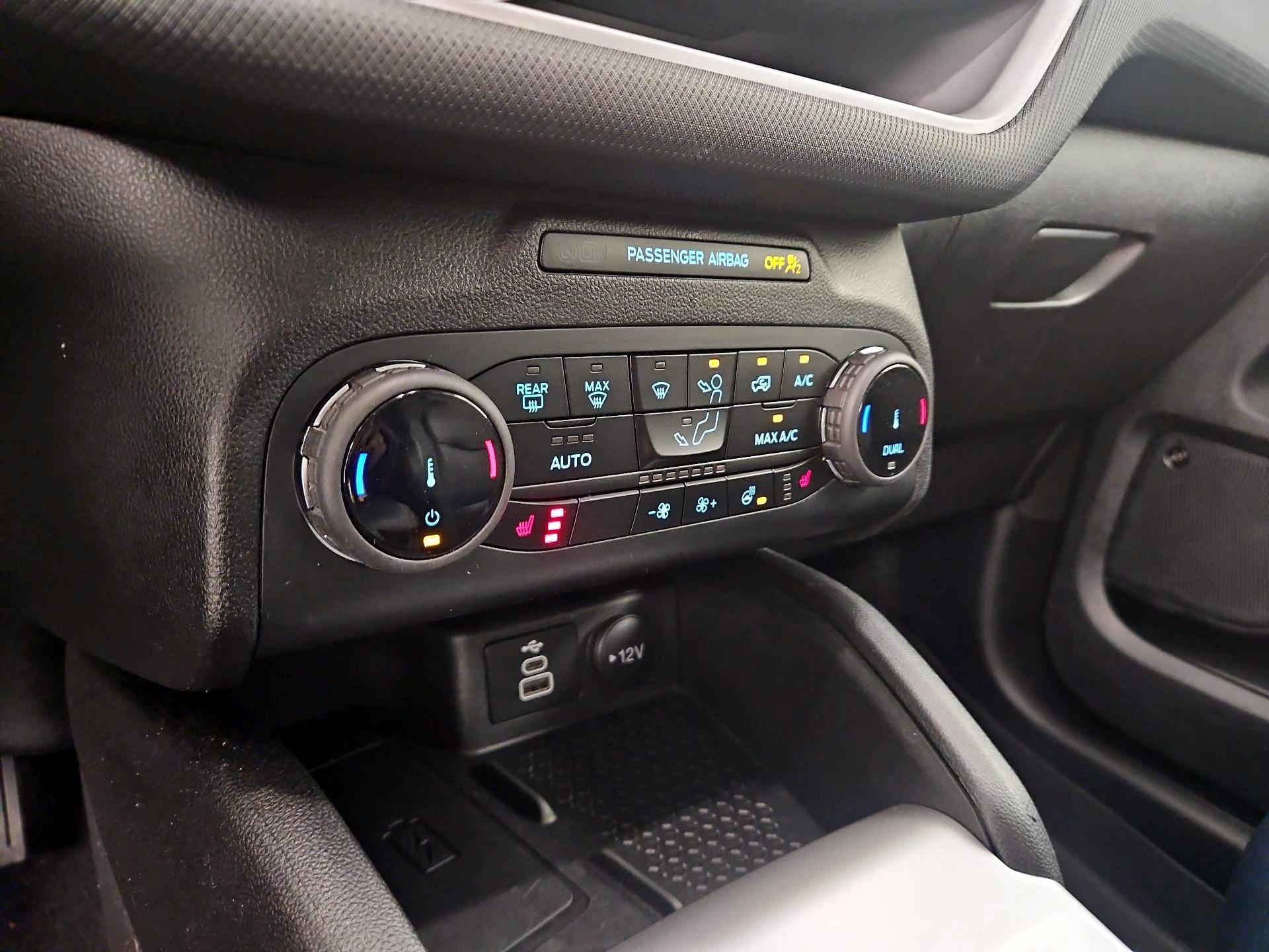 Thumbnail: 2023 Ford Bronco Sport - 17