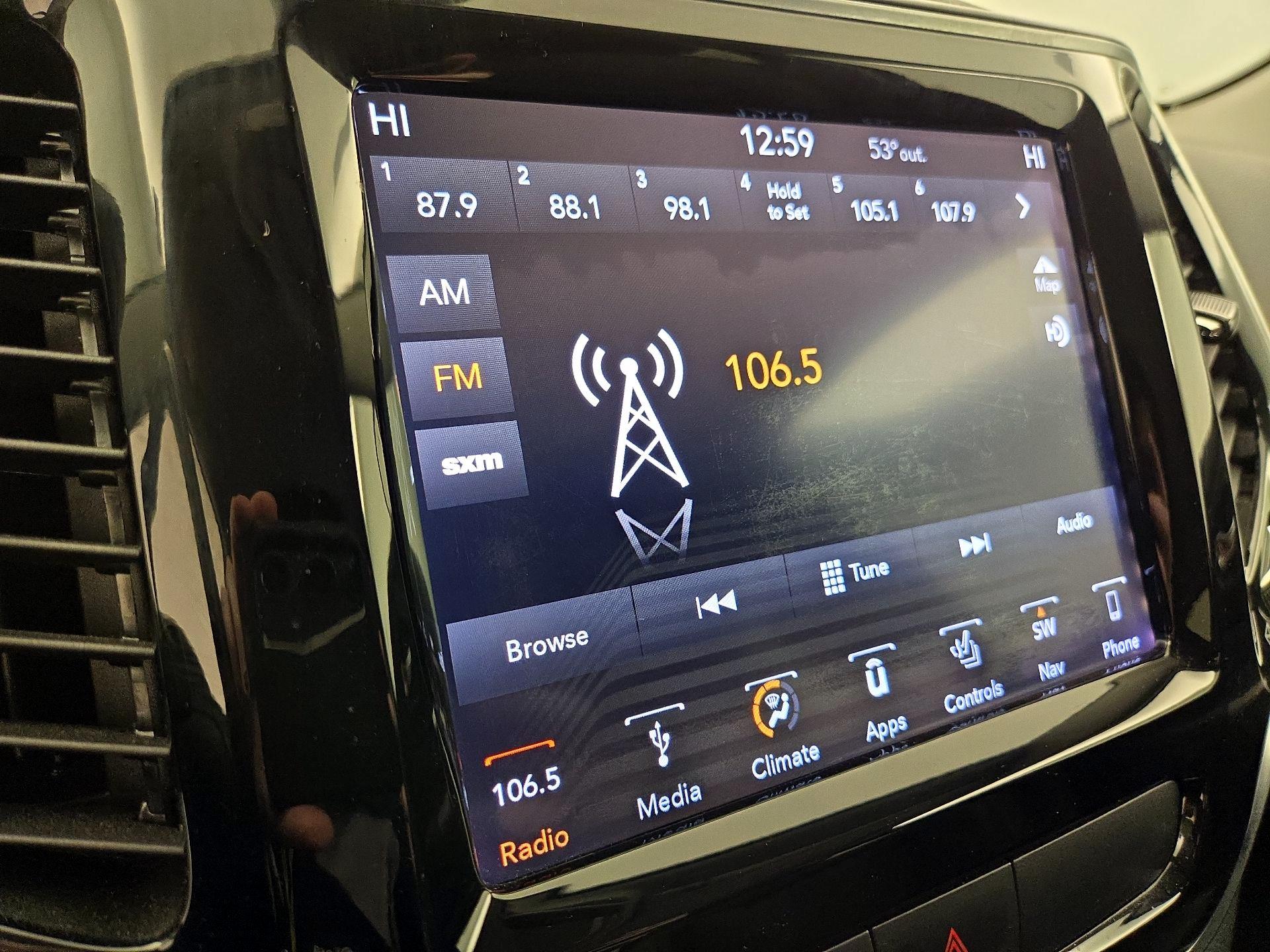 Thumbnail: 2019 Jeep Cherokee - 16