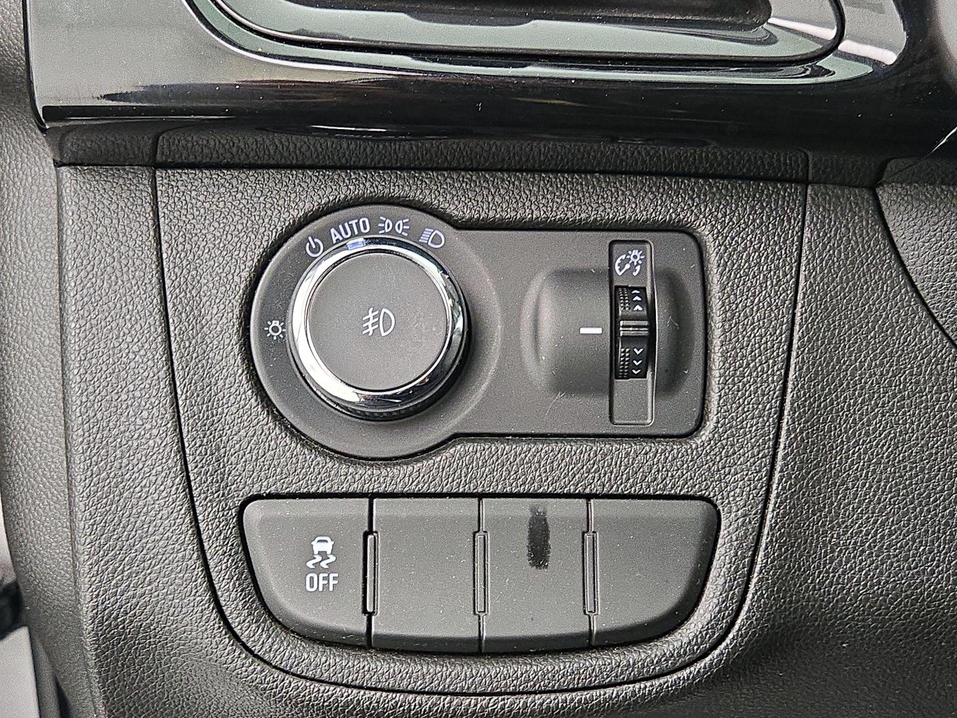 Thumbnail: 2018 Chevrolet Spark - 13