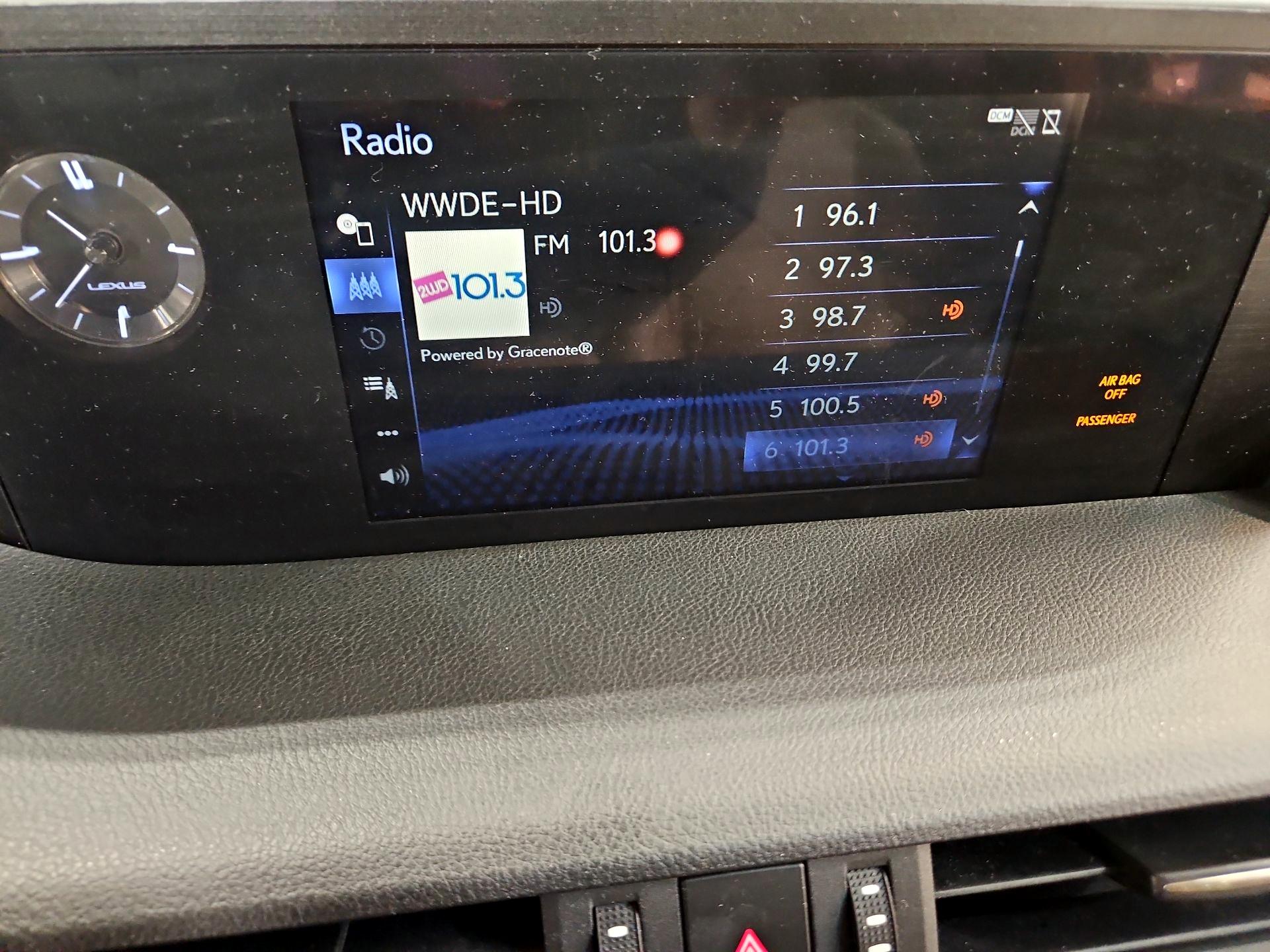 Thumbnail: 2020 Lexus ES - 14