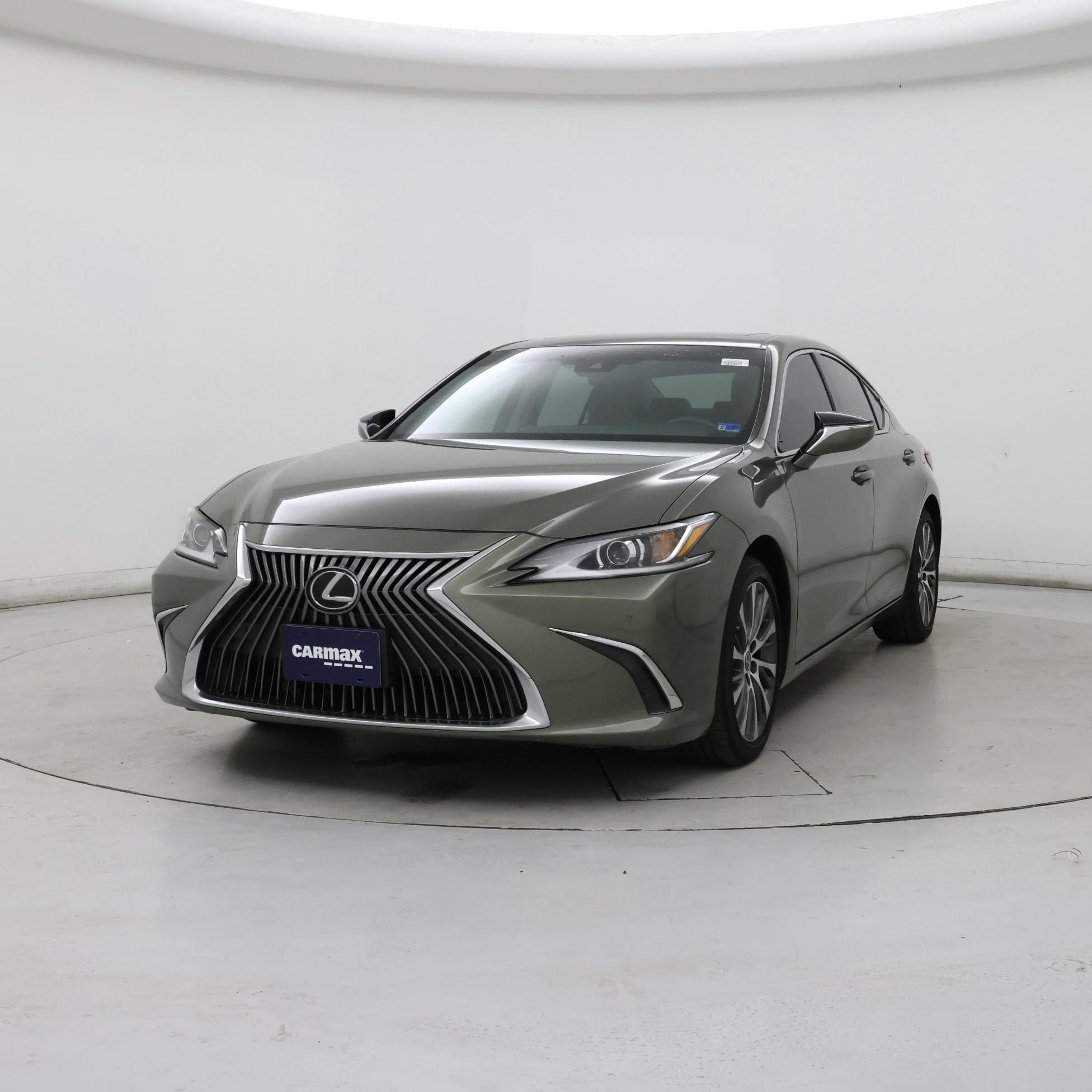 Thumbnail: 2020 Lexus ES - 4