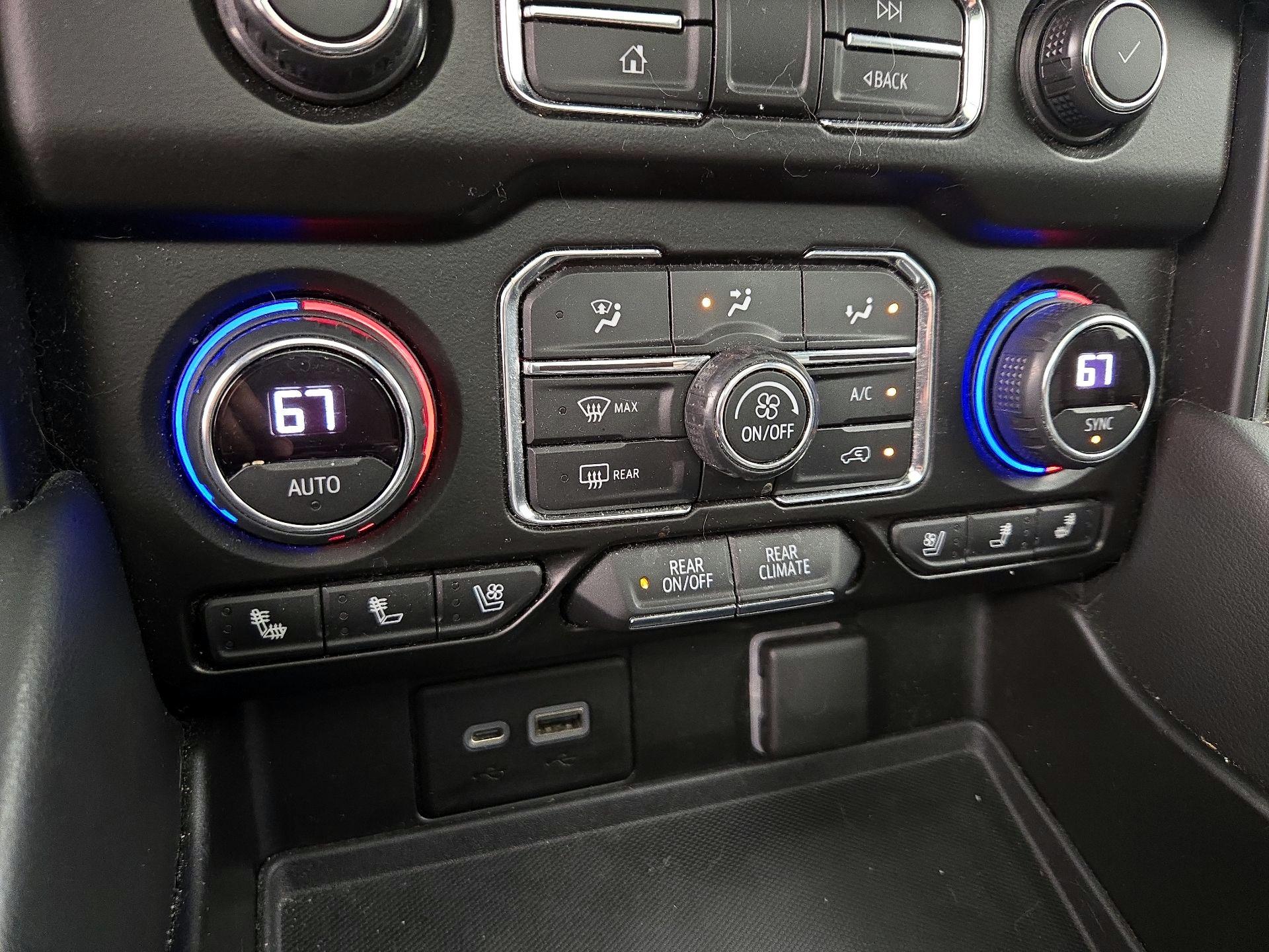 Thumbnail: 2021 Chevrolet Tahoe - 17