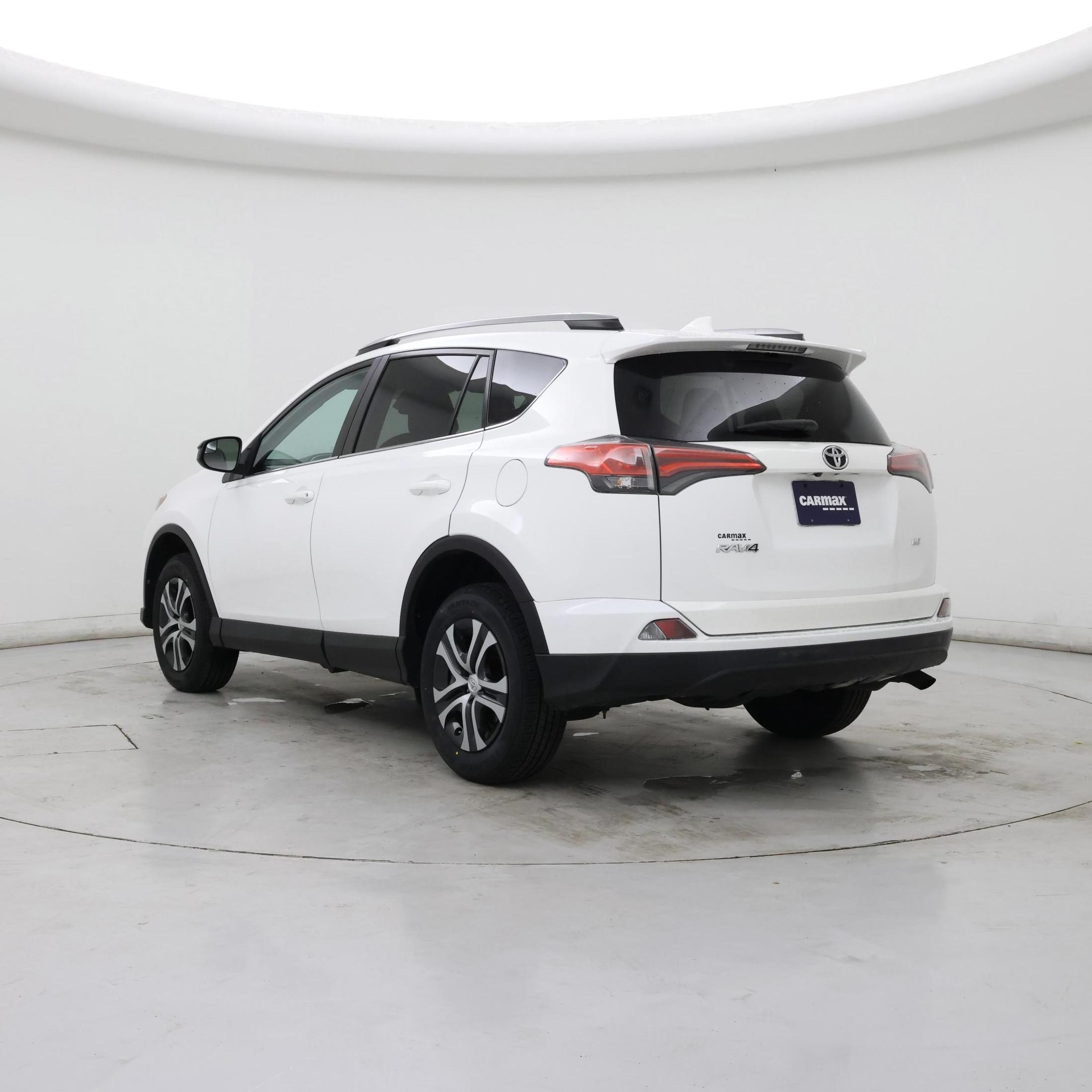 Thumbnail: 2017 Toyota RAV4 - 2
