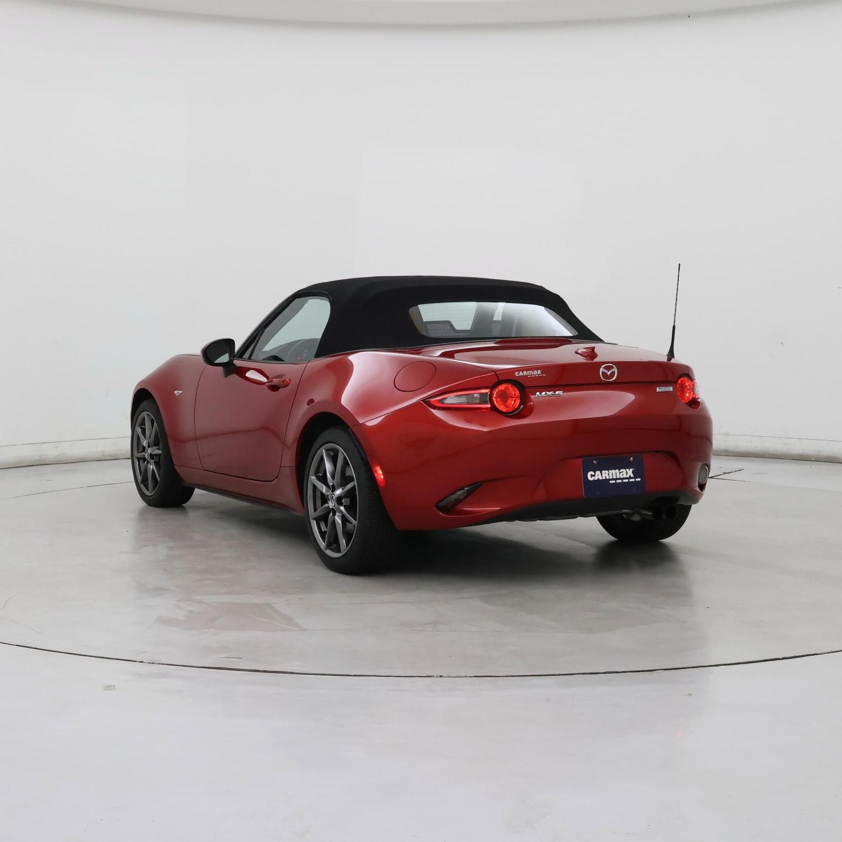 Thumbnail: 2016 Mazda MX-5 Miata - 2