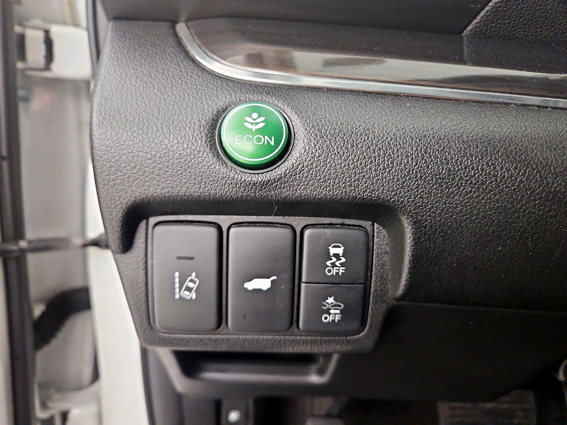 Thumbnail: 2016 Honda CR-V - 13