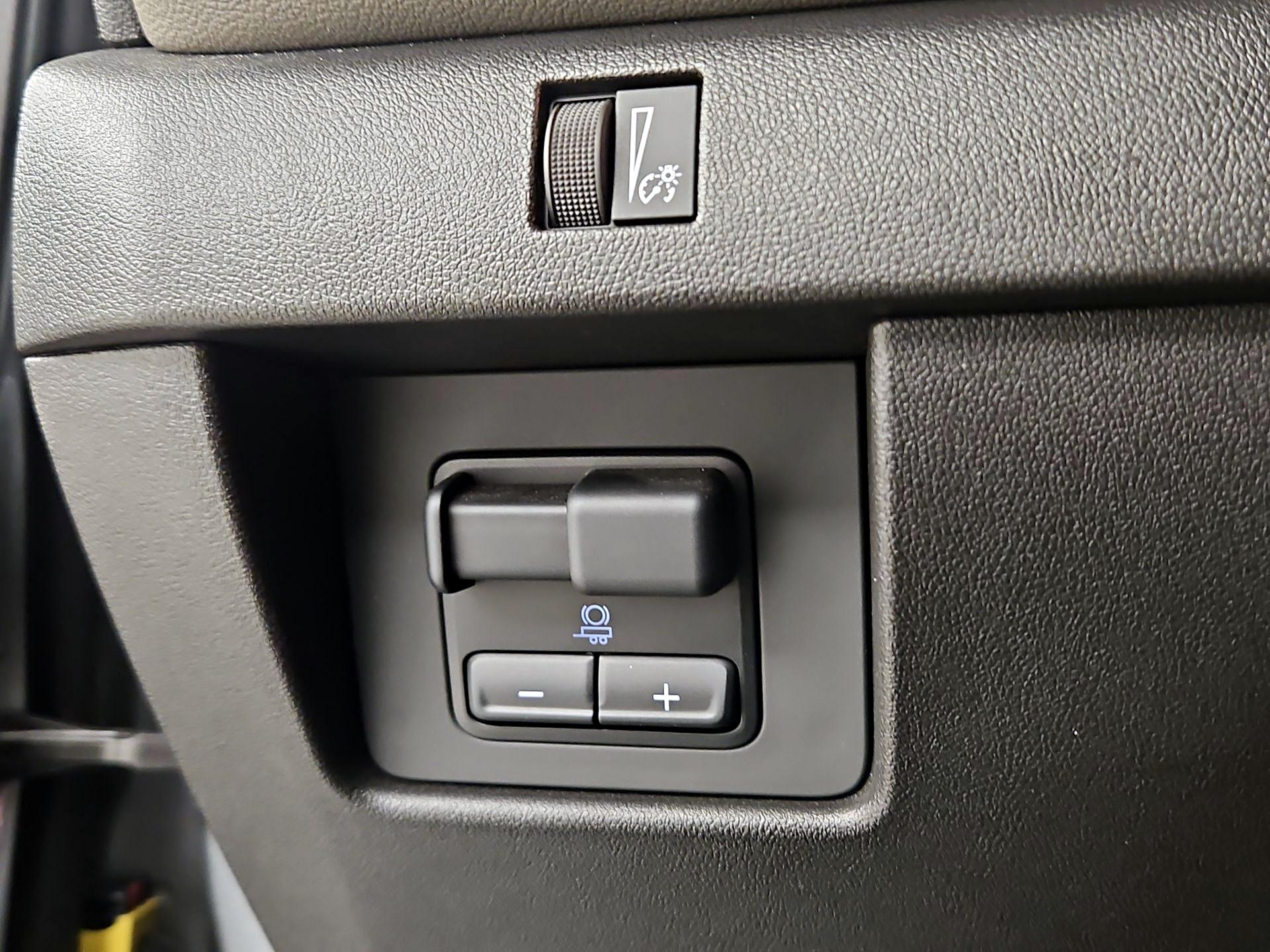 Thumbnail: 2026 Chevrolet Colorado - 13