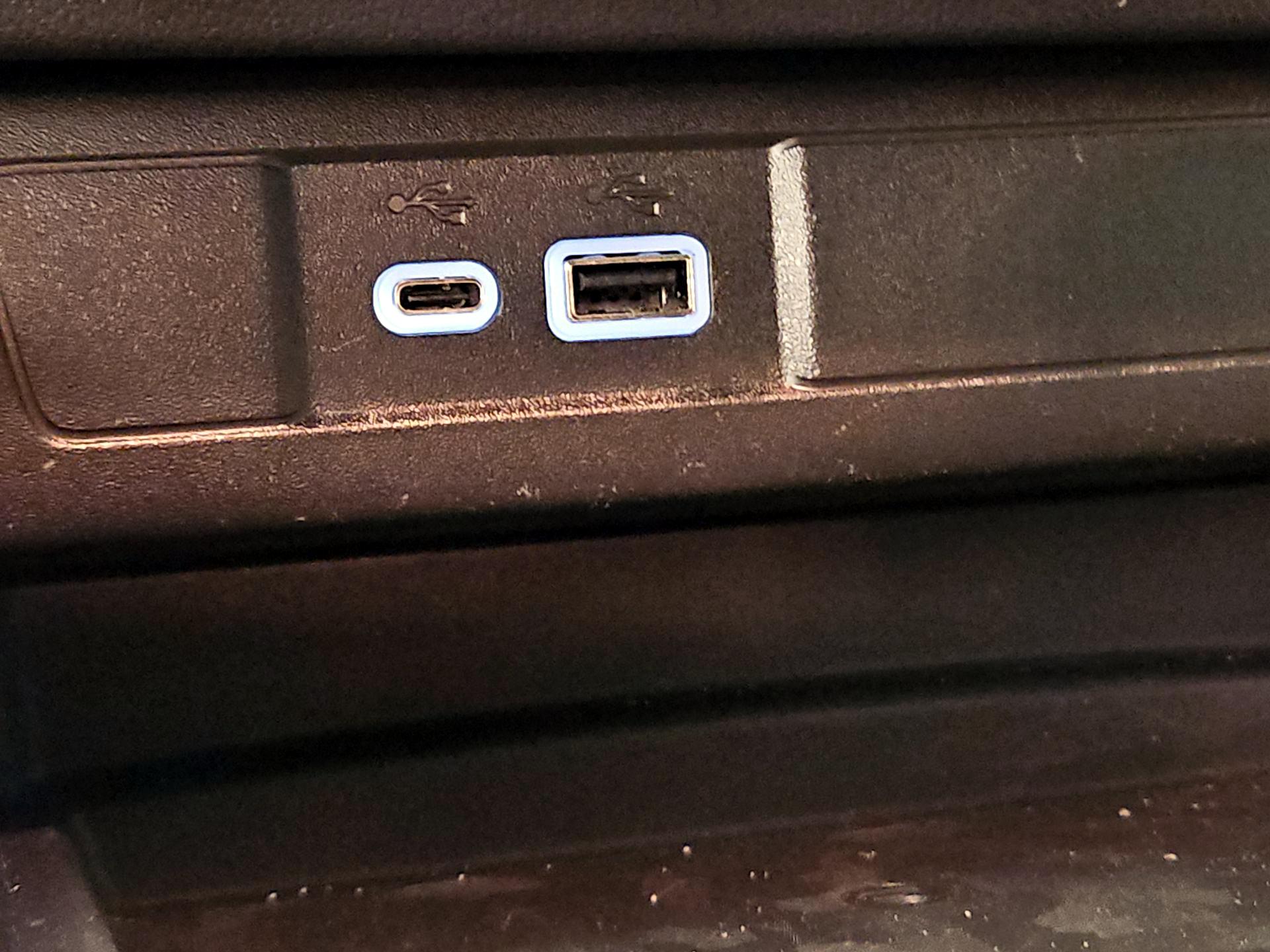 Thumbnail: 2026 Chevrolet Colorado - 18