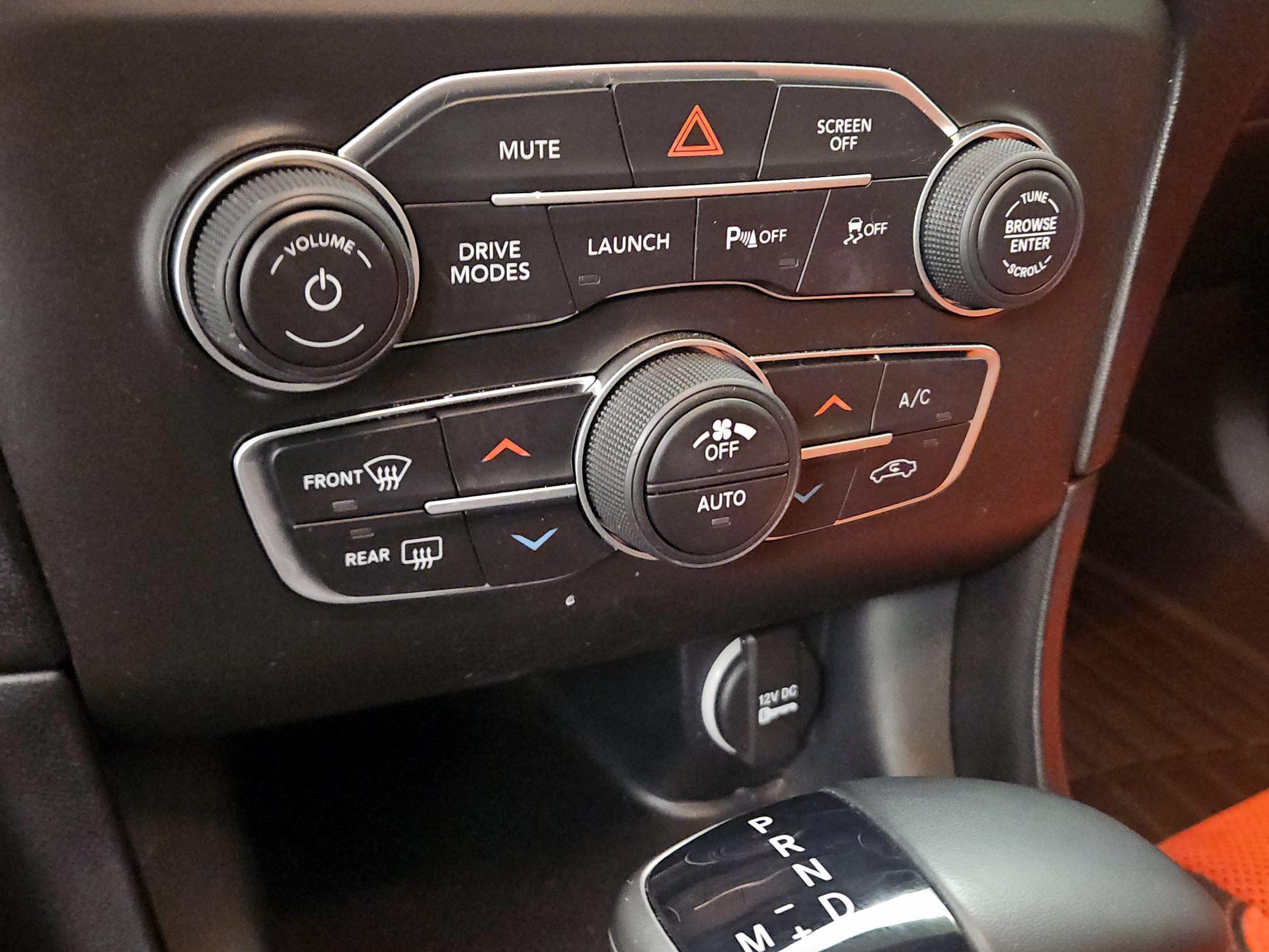 Thumbnail: 2021 Dodge Charger - 16