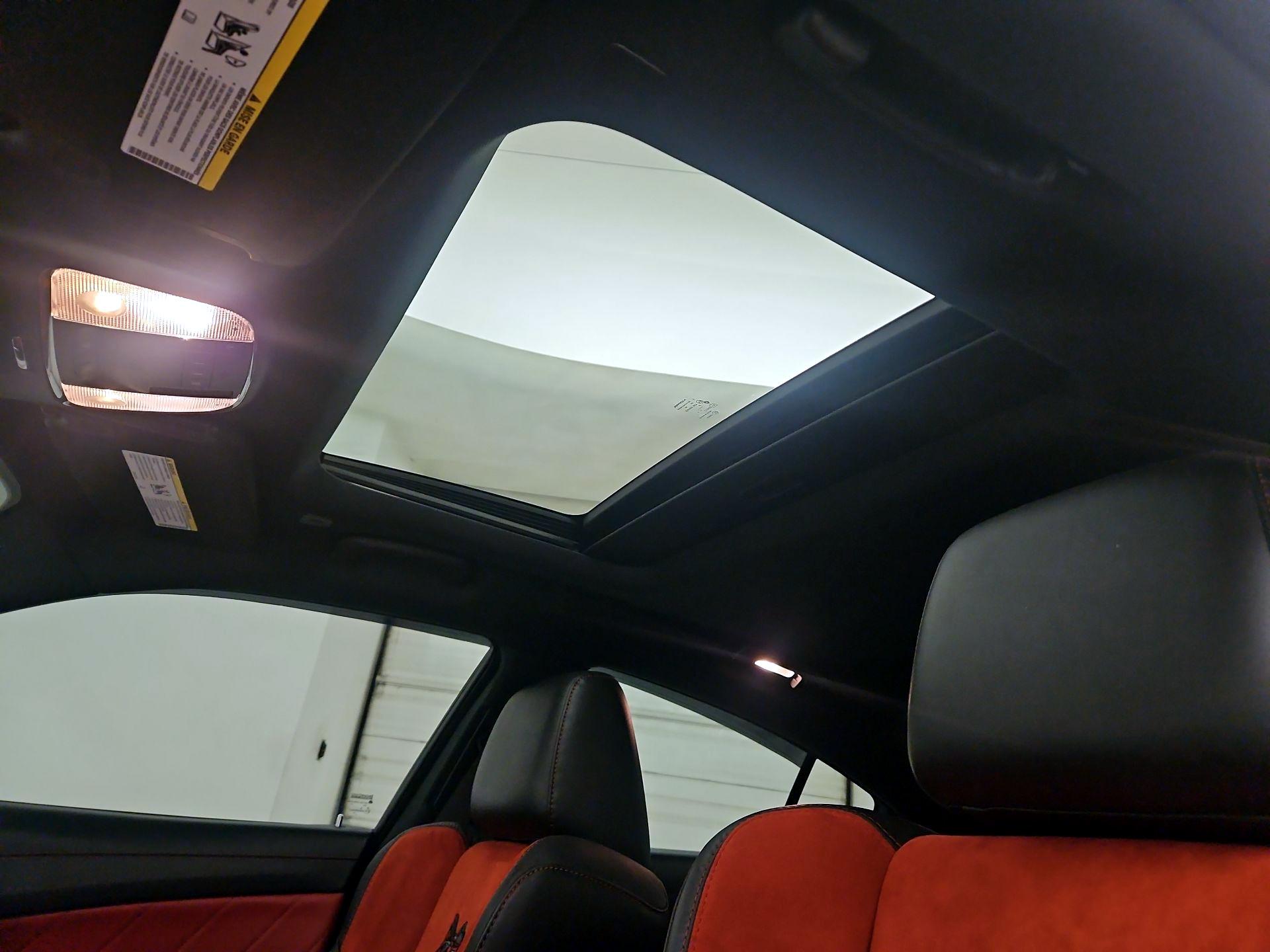 Thumbnail: 2021 Dodge Charger - 18