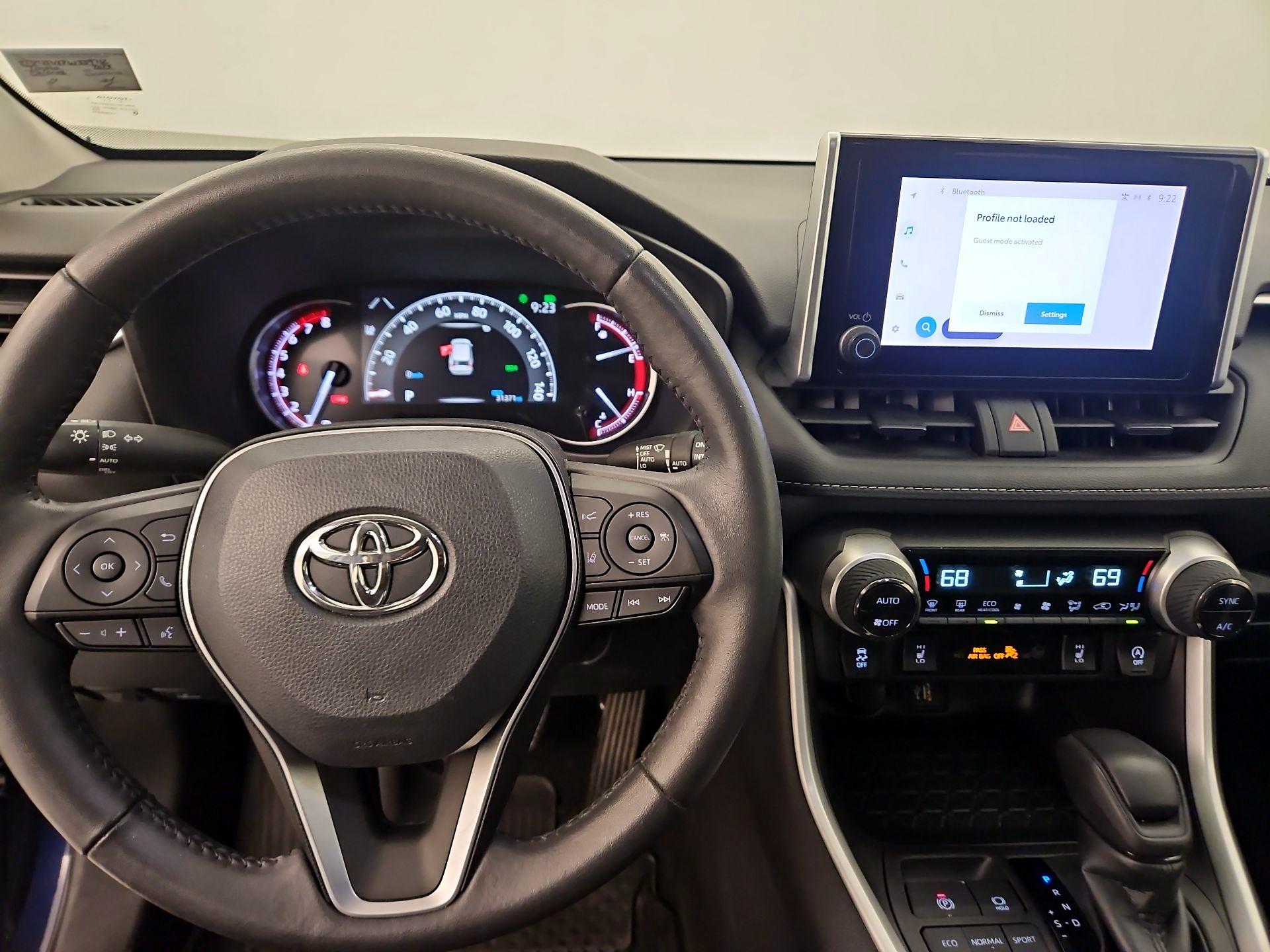 Thumbnail: 2024 Toyota RAV4 - 9