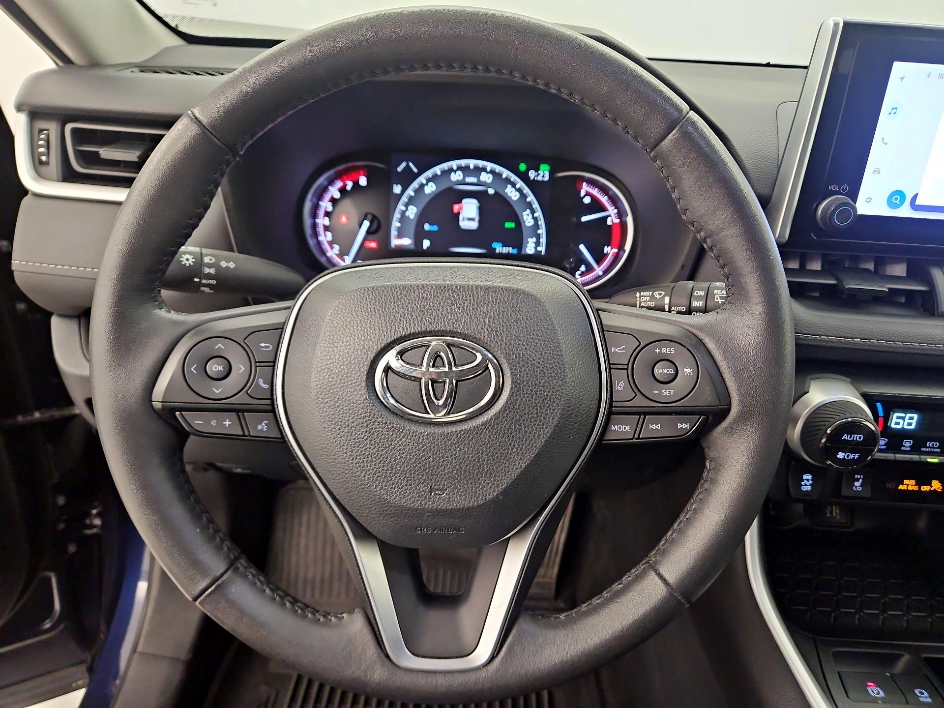 Thumbnail: 2024 Toyota RAV4 - 10