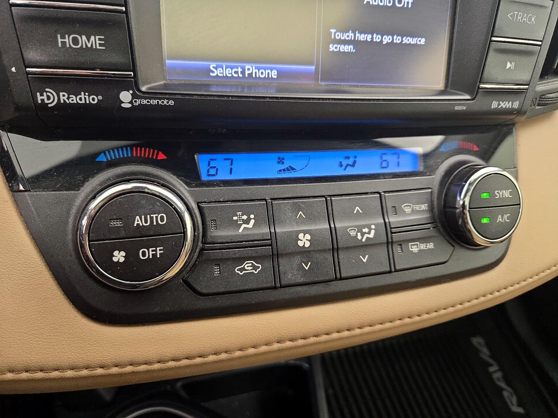 Thumbnail: 2018 Toyota RAV4 - 16