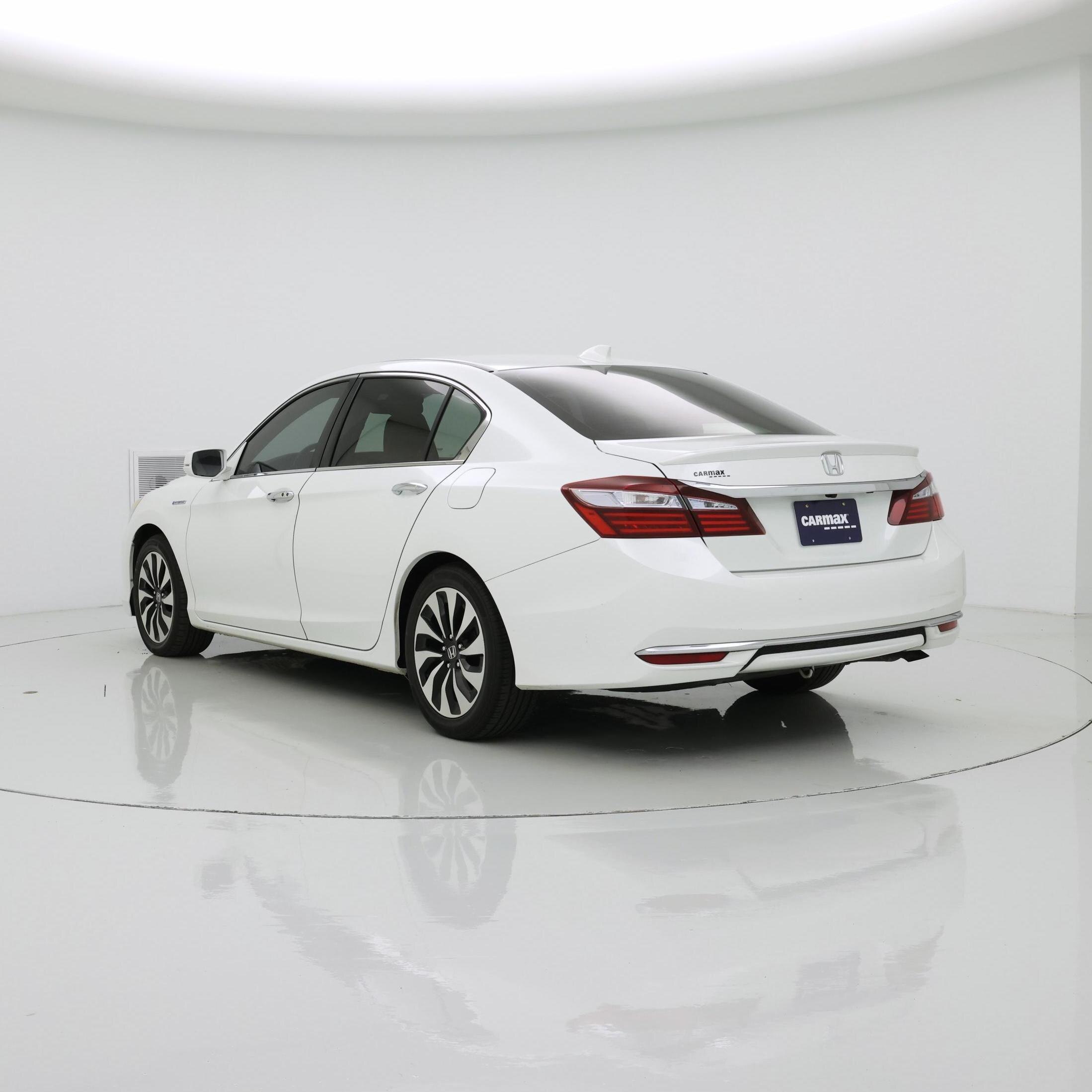 Thumbnail: 2017 Honda Accord - 2