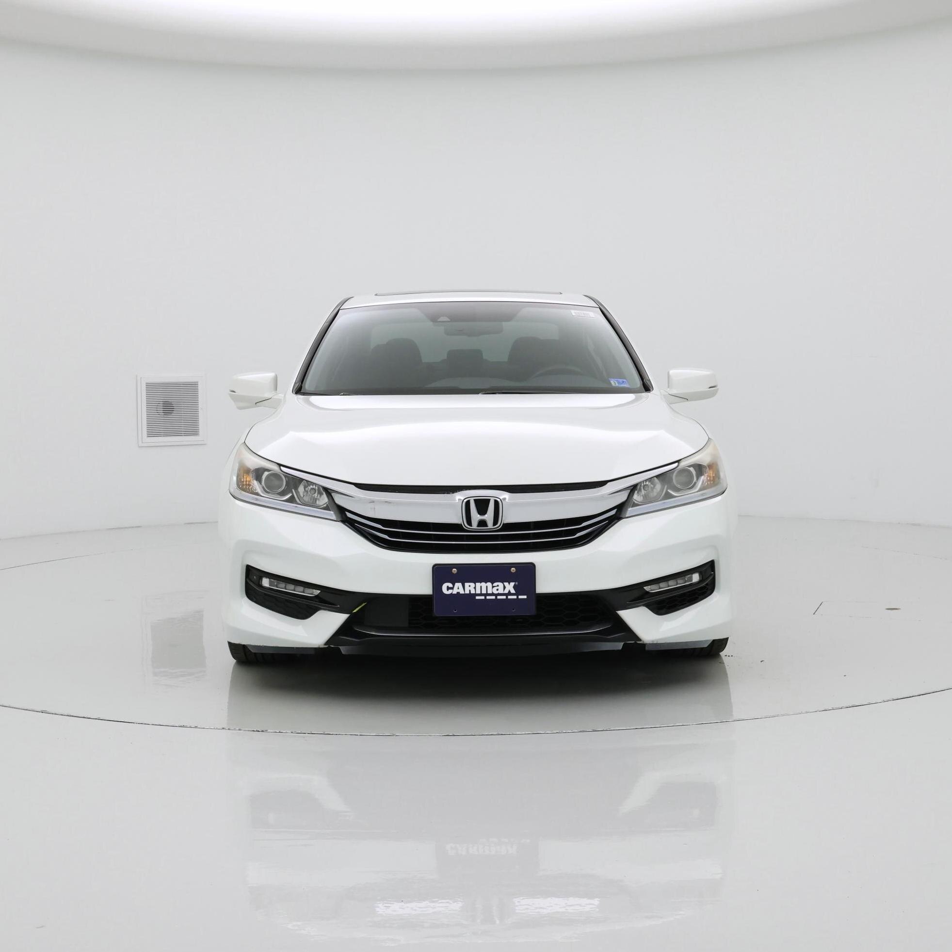 Thumbnail: 2017 Honda Accord - 5