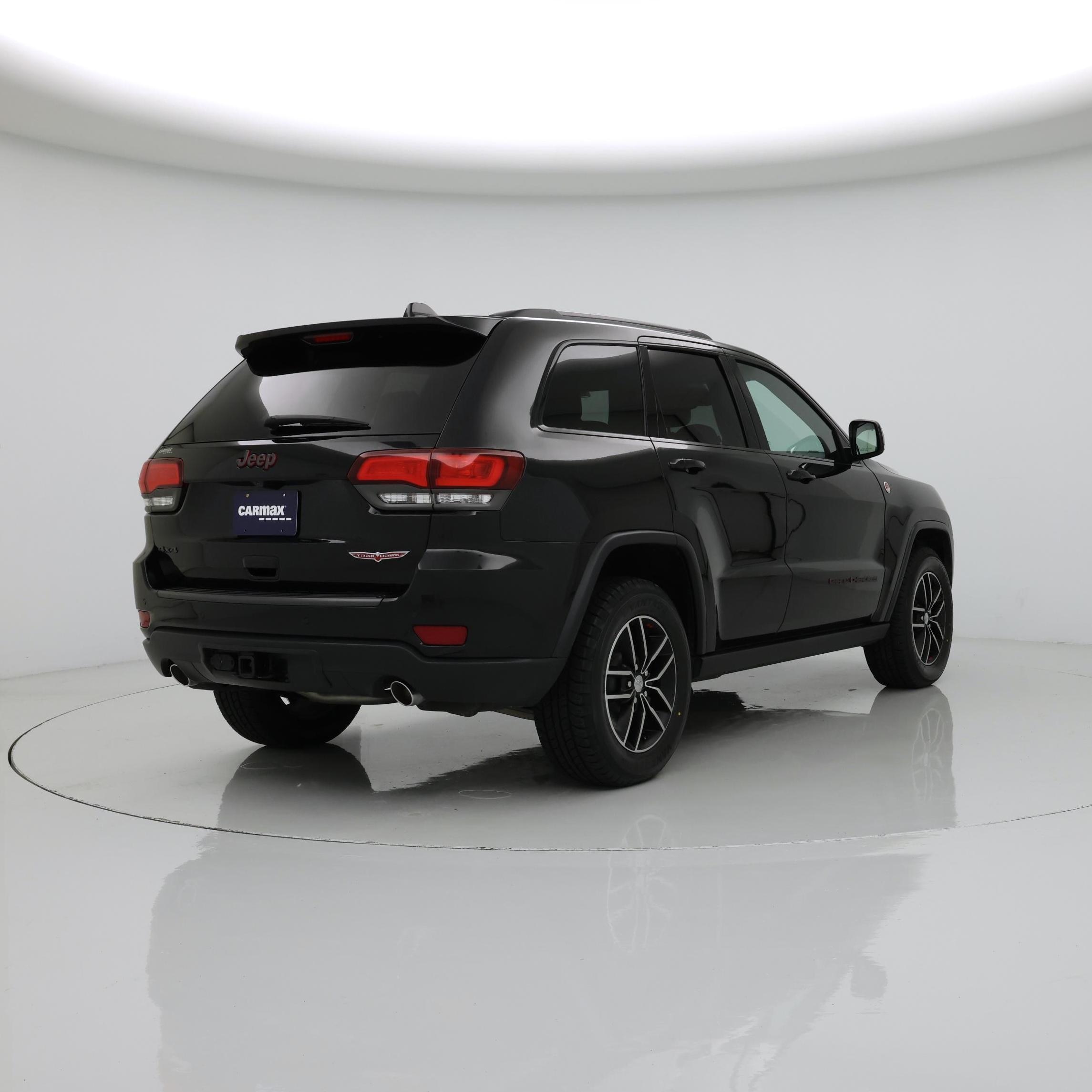 Thumbnail: 2018 Jeep Grand Cherokee - 8