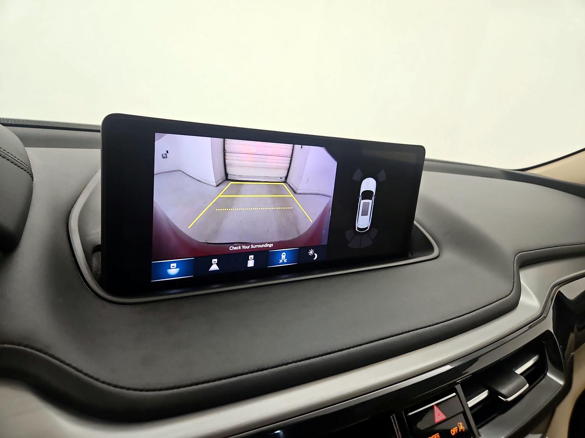 Thumbnail: 2022 Acura MDX - 15