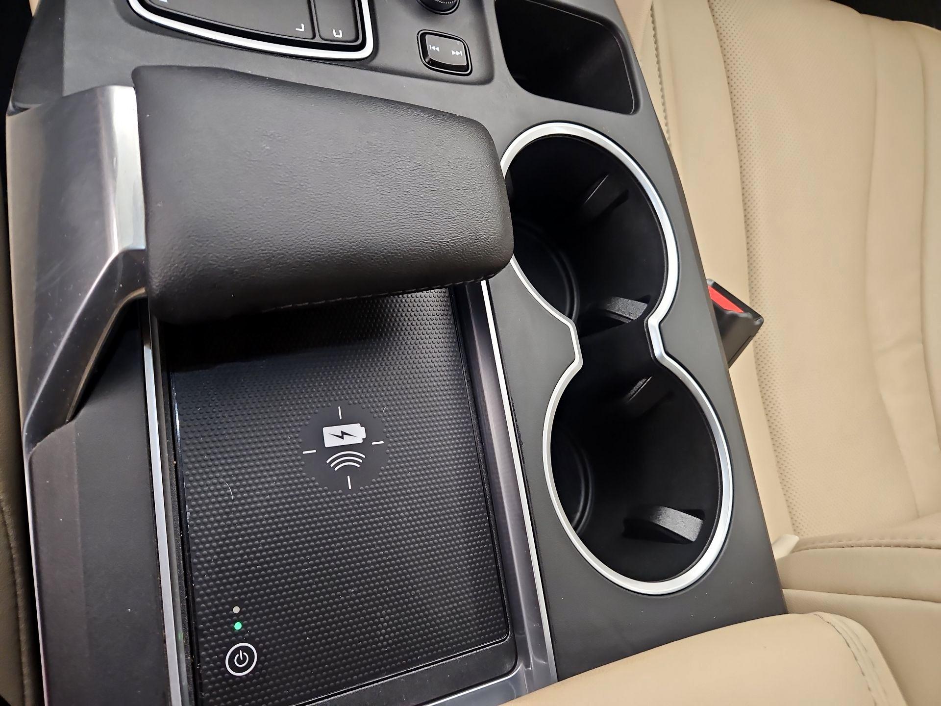 Thumbnail: 2022 Acura MDX - 19