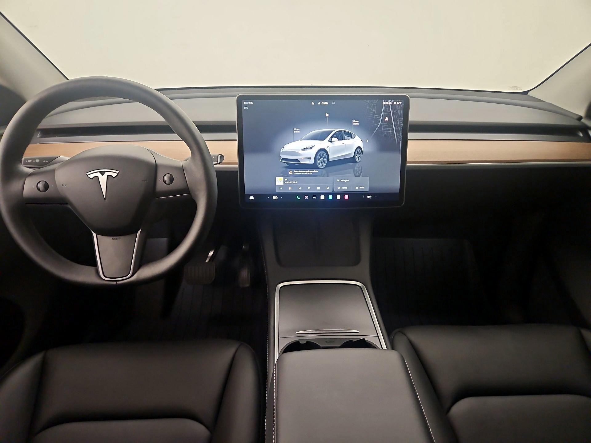 Thumbnail: 2025 Tesla Model Y - 9