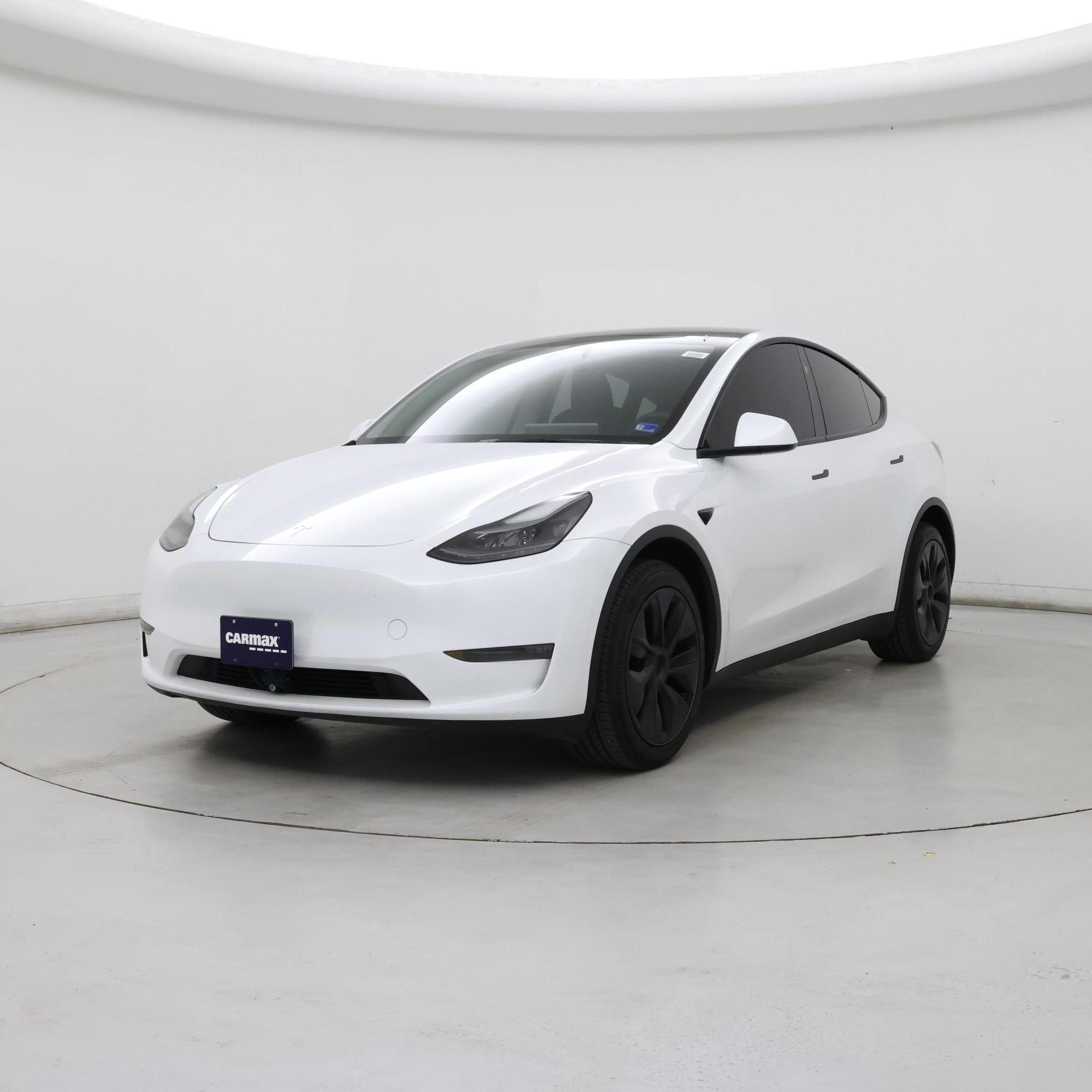 Thumbnail: 2025 Tesla Model Y - 4