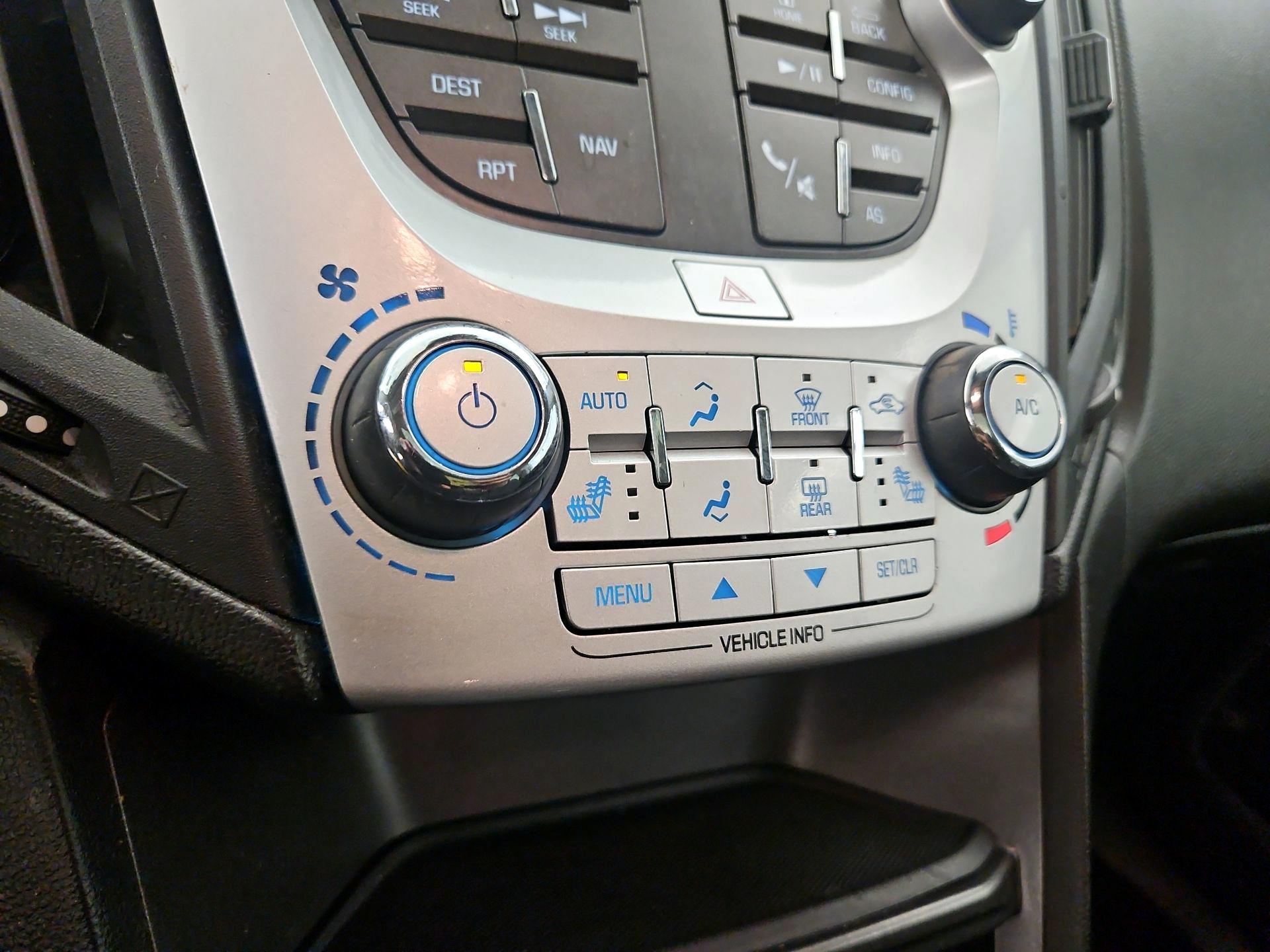 Thumbnail: 2016 Chevrolet Equinox - 16