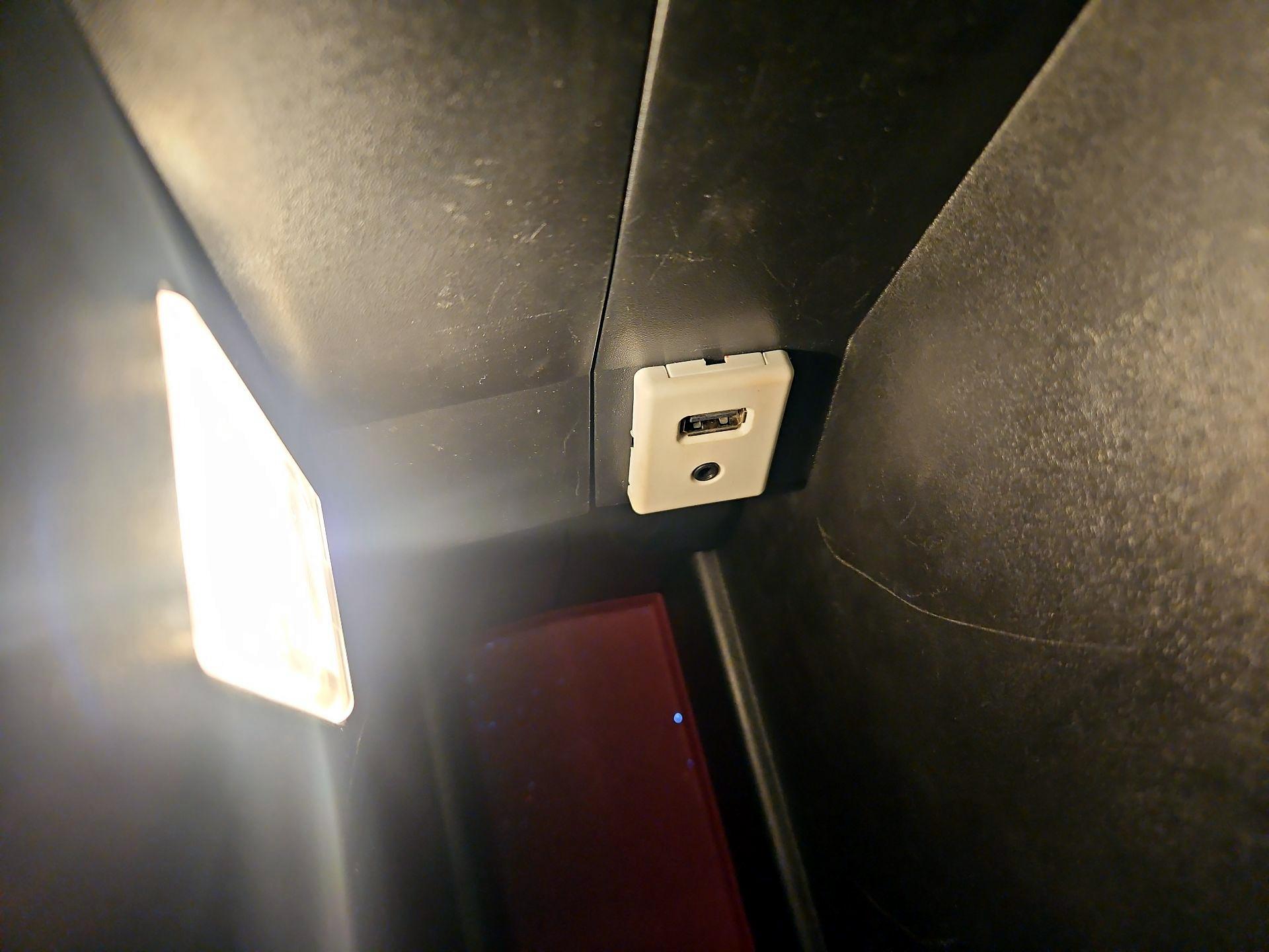 Thumbnail: 2016 Chevrolet Equinox - 18