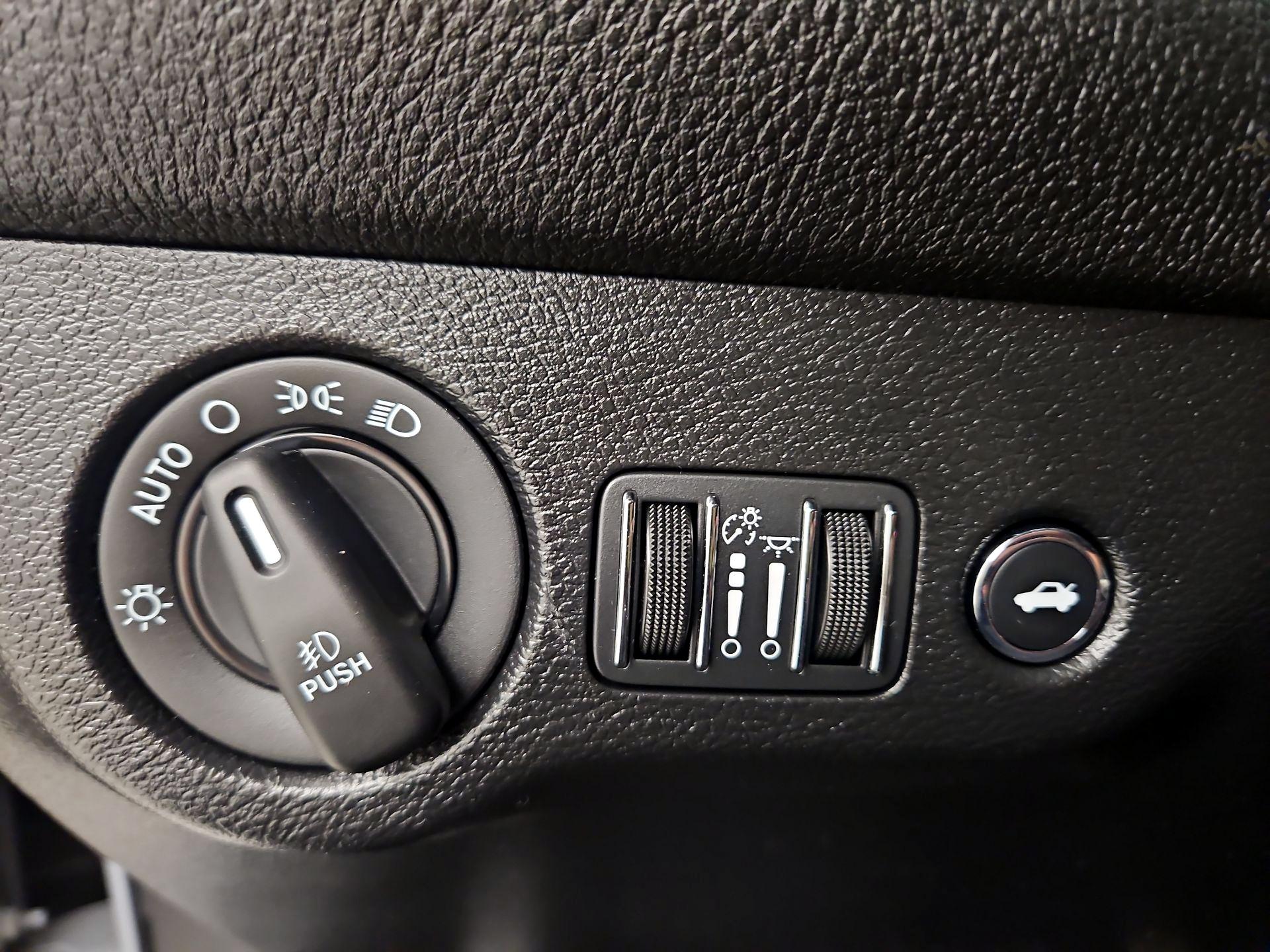 Thumbnail: 2021 Dodge Challenger - 13