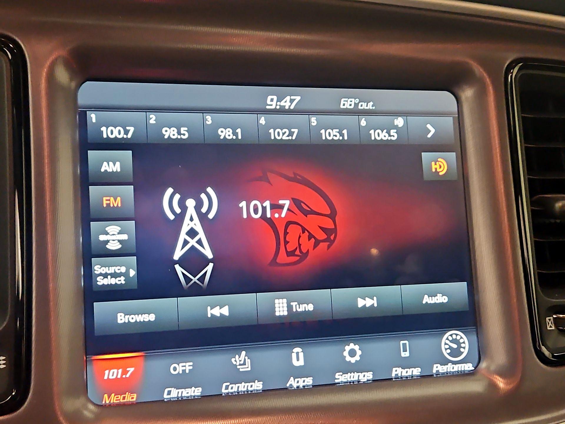 Thumbnail: 2021 Dodge Challenger - 15