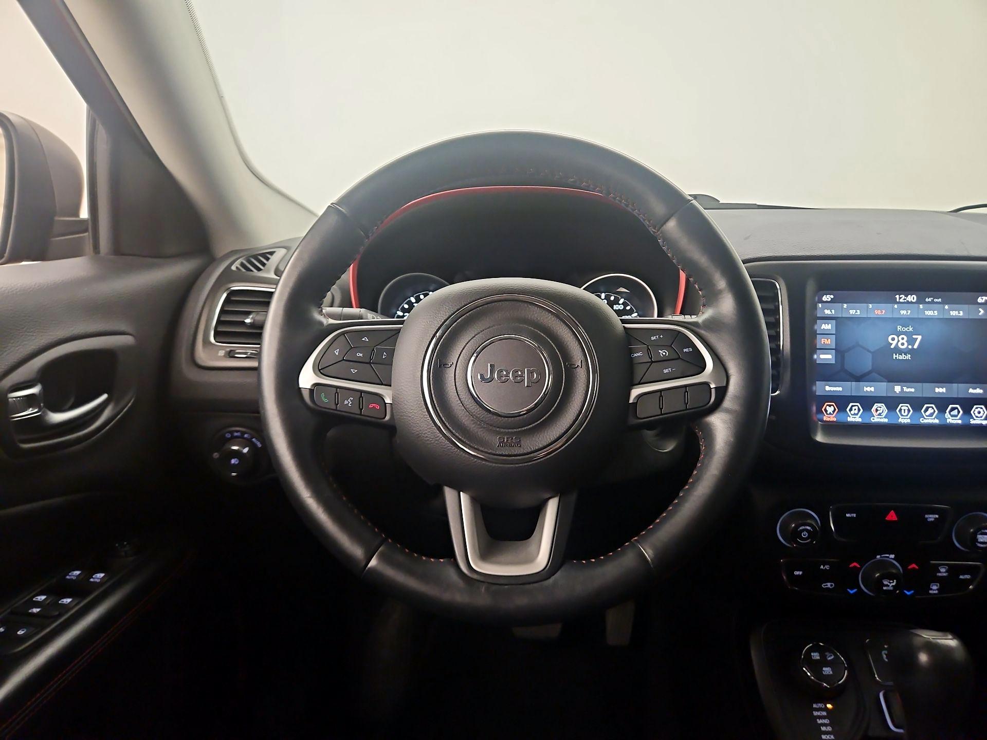 Thumbnail: 2018 Jeep Compass - 10