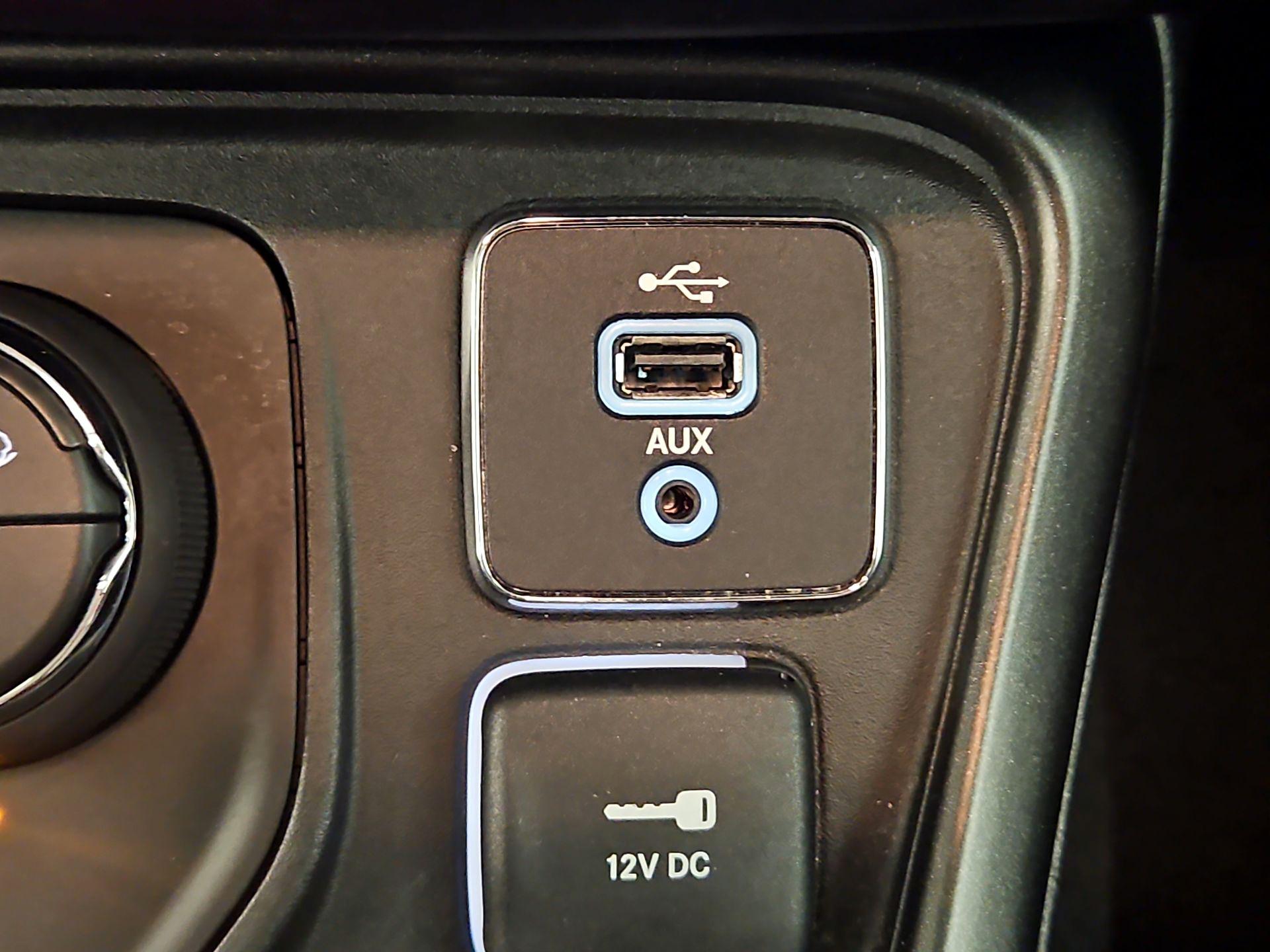 Thumbnail: 2018 Jeep Compass - 18