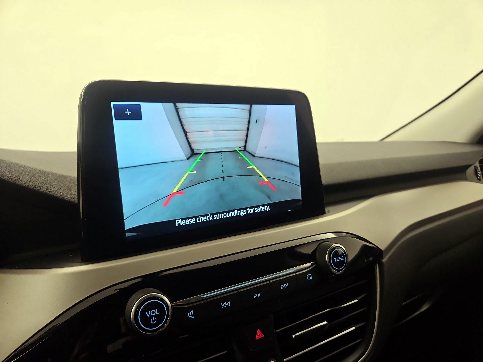 Thumbnail: 2021 Ford Escape - 15