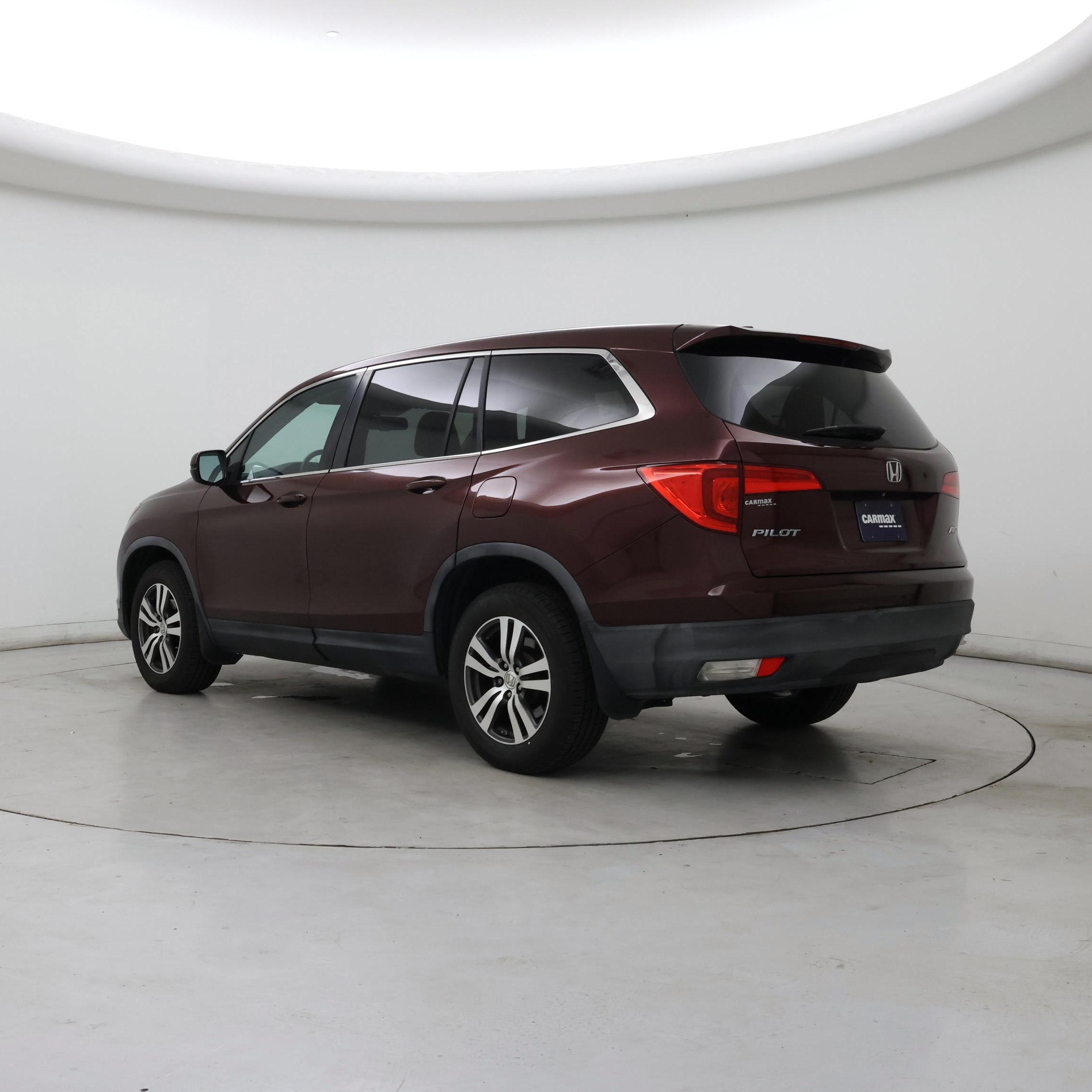 Thumbnail: 2016 Honda Pilot - 2