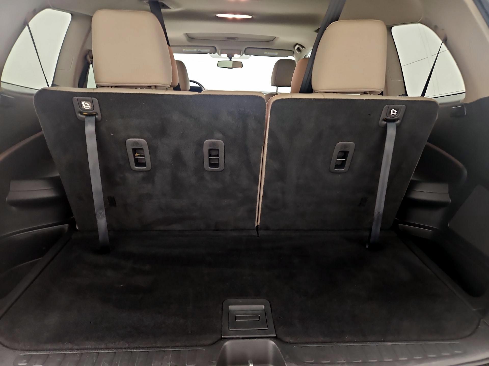 Thumbnail: 2016 Honda Pilot - 20