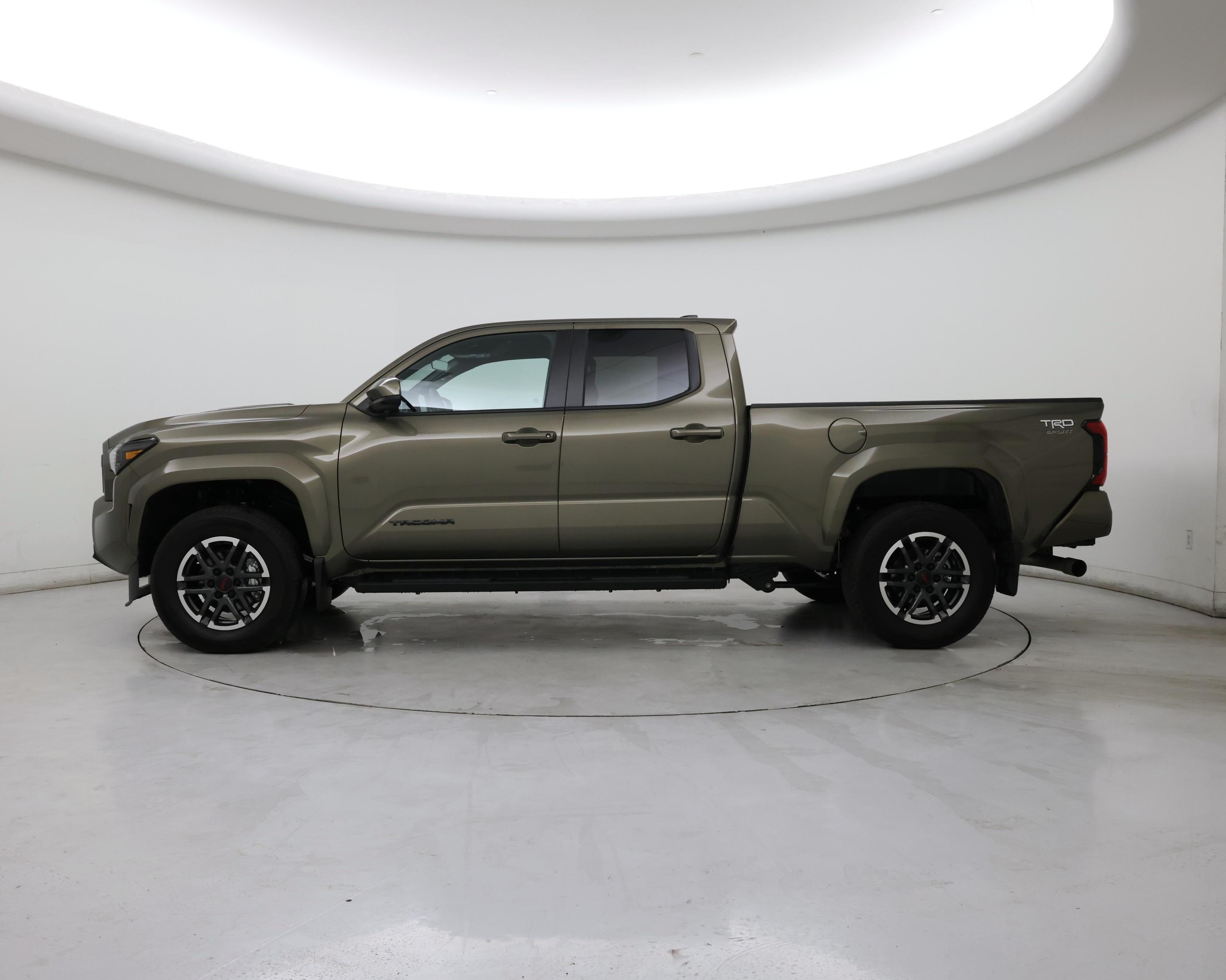 Thumbnail: 2025 Toyota Tacoma - 3